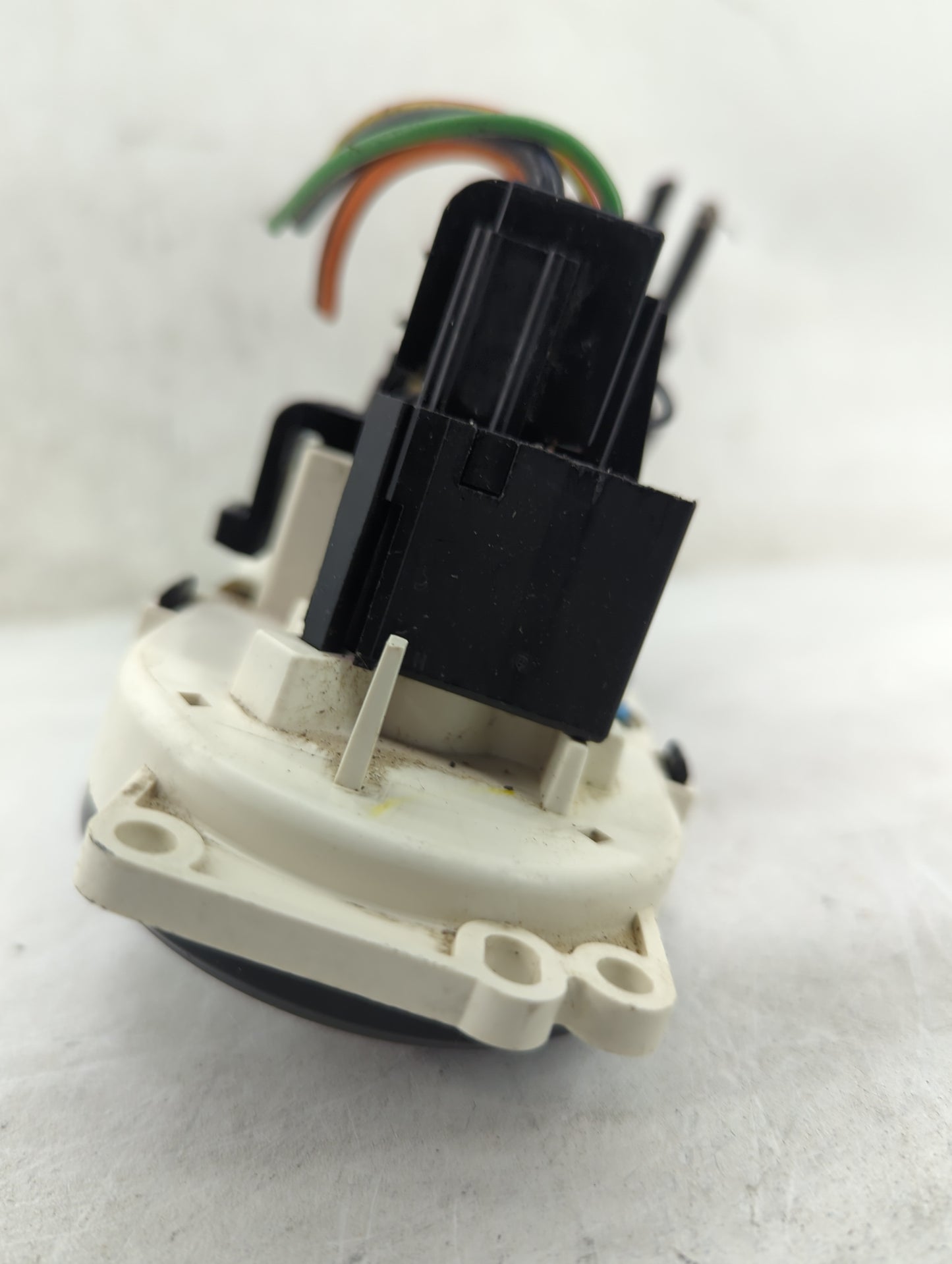 2002-2007 Ford Escape Climate Control Module Temperature AC/Heater Replacement P/N:YL8H-19980-A Fits OEM Used Auto Parts - O