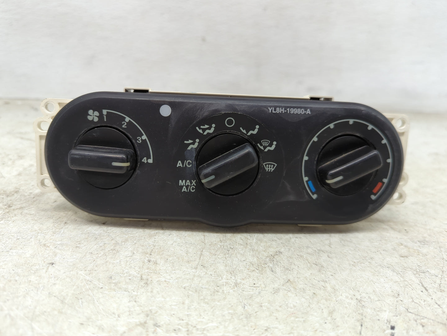 2002-2007 Ford Escape Climate Control Module Temperature AC/Heater Replacement Fits Fits 2002 2003 2004 2005 2006 2007 OEM U