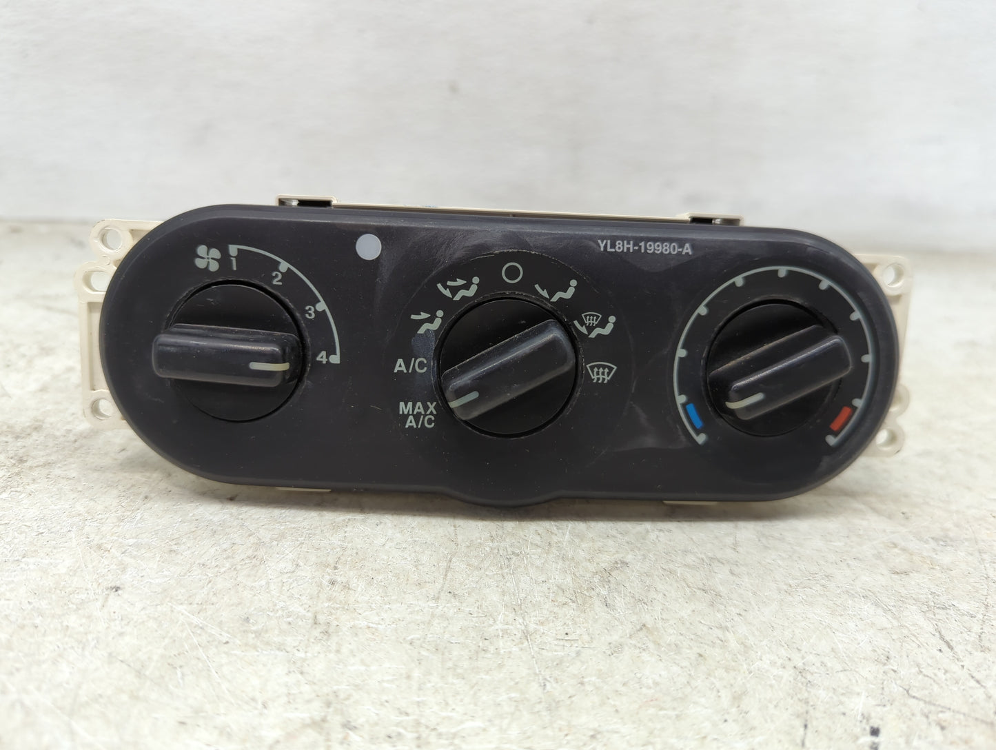 2002-2007 Ford Escape Climate Control Module Temperature AC/Heater Replacement Fits Fits 2002 2003 2004 2005 2006 2007 OEM U