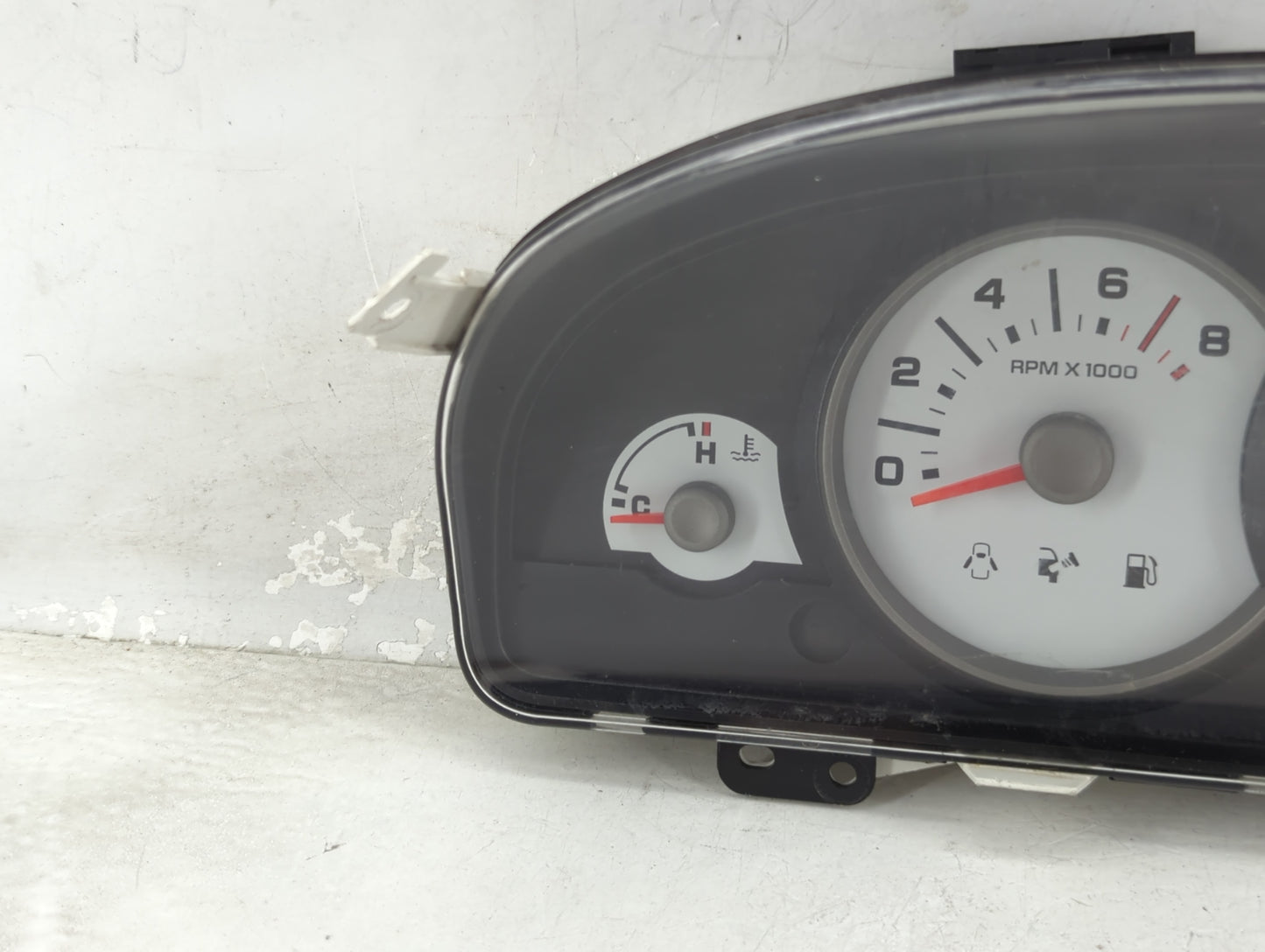 2006-2007 Ford Escape Instrument Cluster Speedometer Gauges P/N:VP5L8F-10A855 Miles: Fits Fits 2006 2007 OEM Used Auto Parts