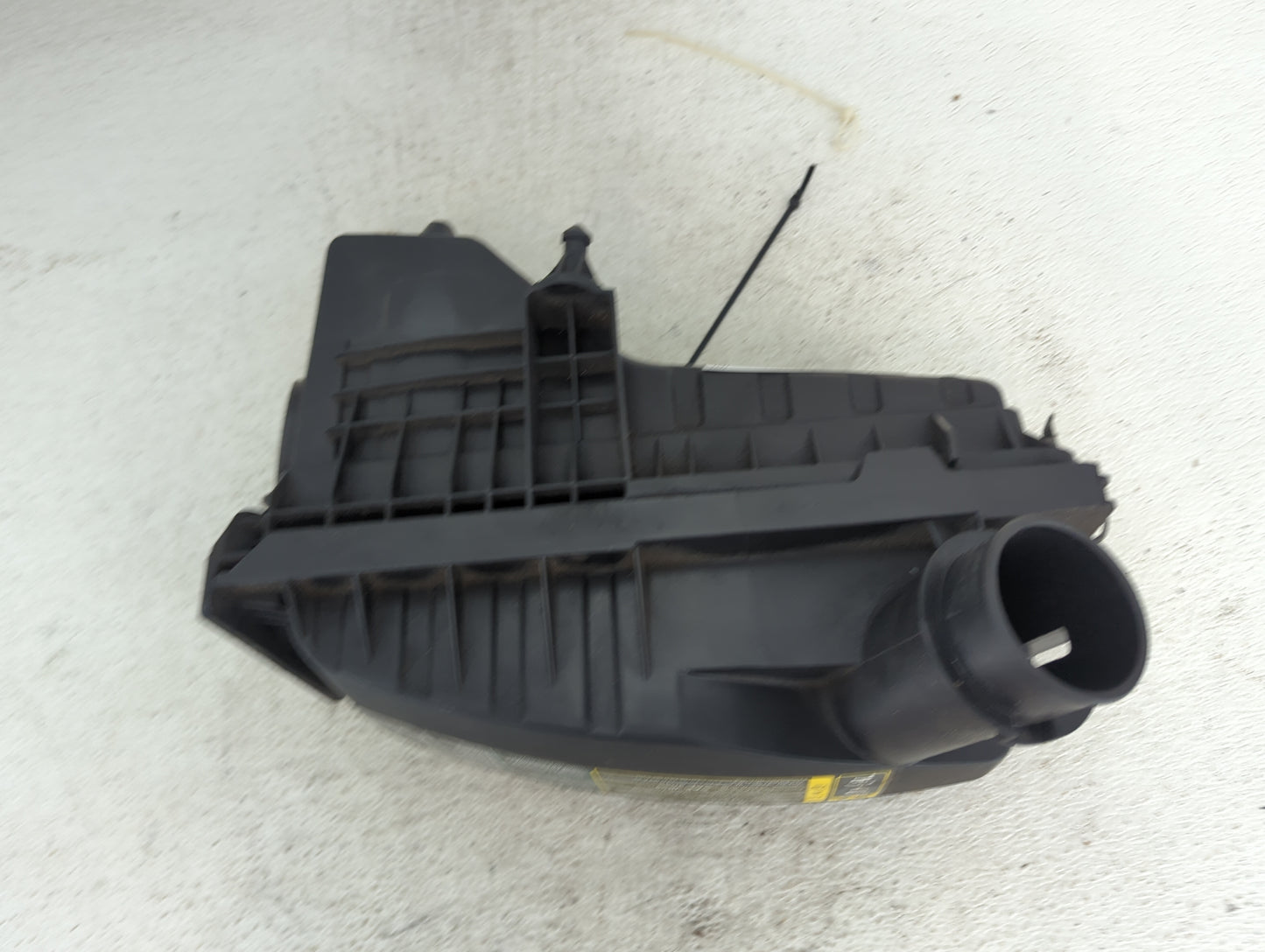 2005-2007 Ford Escape Air Cleaner Intake-duct Hose Tube 1494153 - Oemusedautoparts1.com