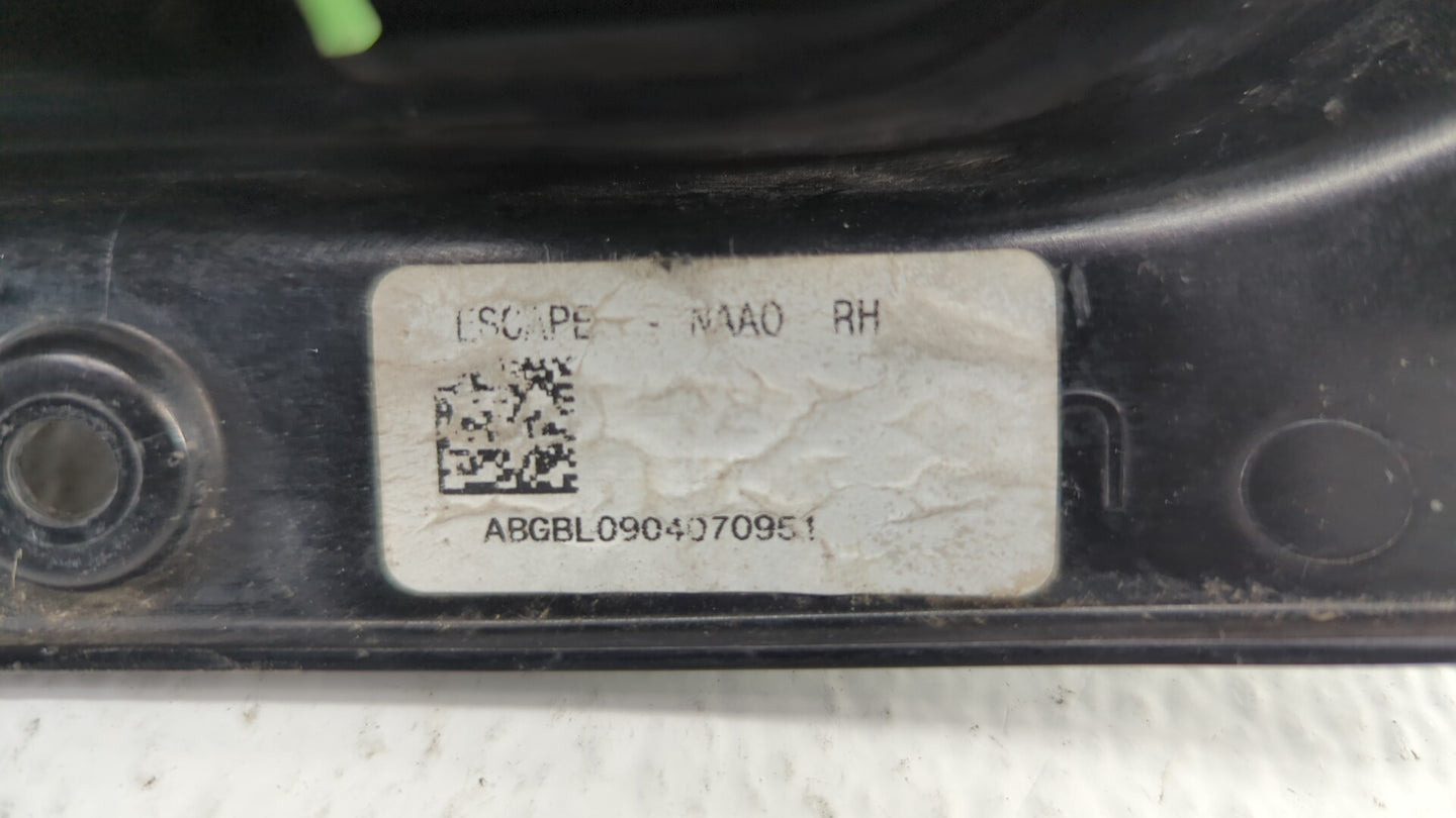 2001-2007 Ford Escape Tail Light Assembly Passenger Right OEM P/N:1L84-13B504-D 4L84-13B504-D Fits OEM Used Auto Parts - Oem