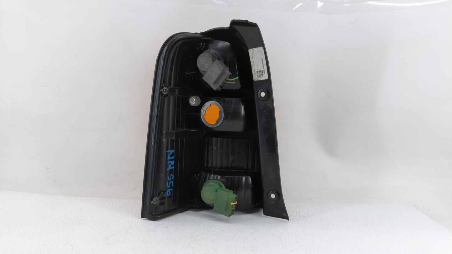 2001-2007 Ford Escape Tail Light Assembly Passenger Right OEM P/N:1L84-13B504-D 4L84-13B504-D Fits OEM Used Auto Parts - Oem