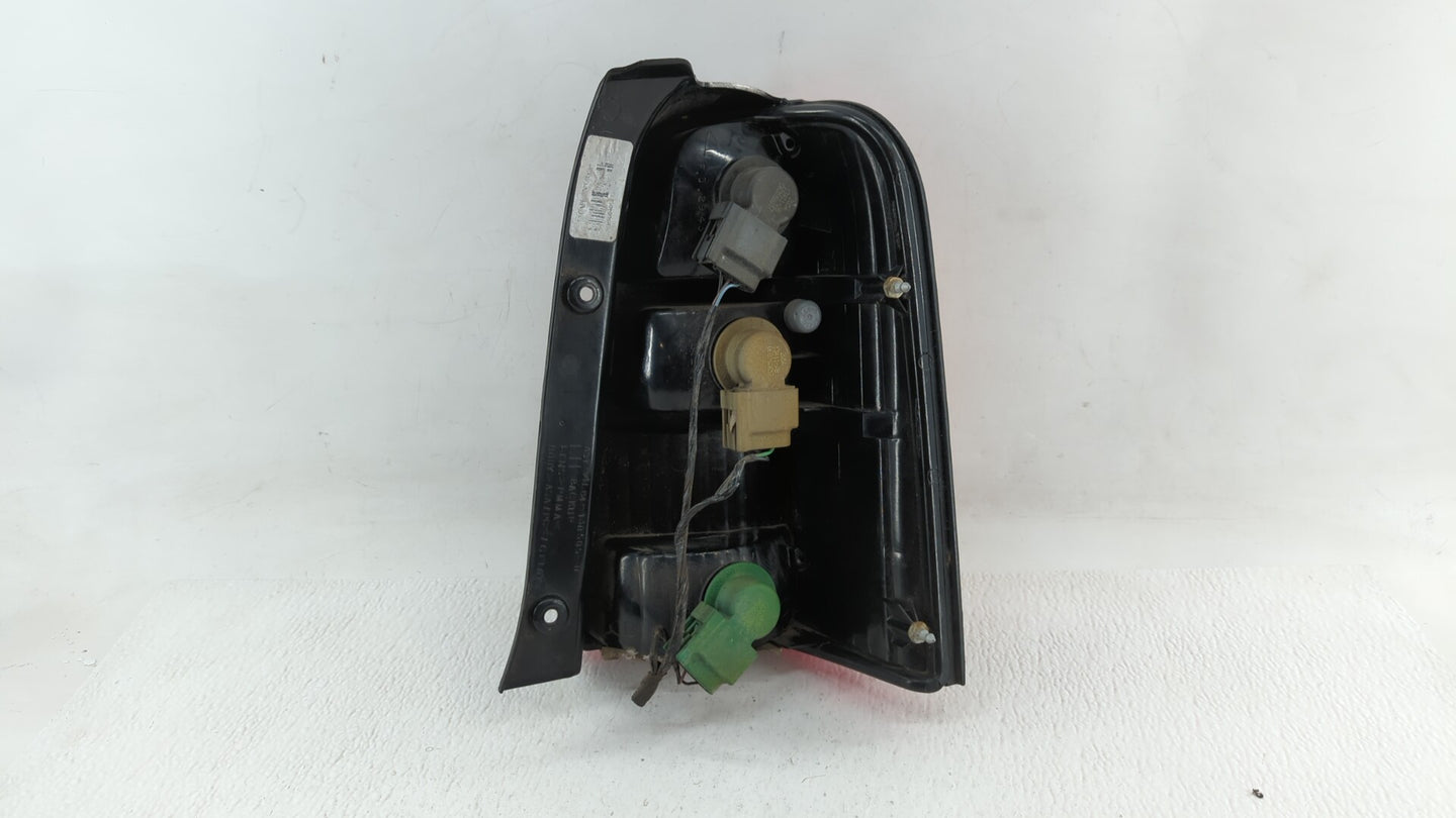 2001-2007 Ford Escape Tail Light Assembly Driver Left OEM P/N:4L84-13B505-D Fits Fits 2001 2002 2003 2004 2005 2006 2007 OEM
