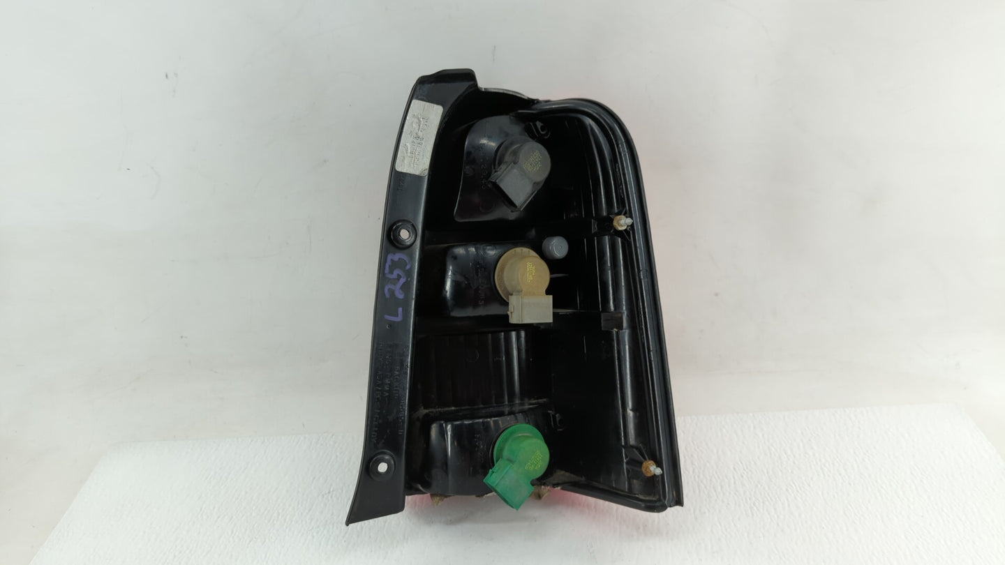 2001-2007 Ford Escape Tail Light Assembly Driver Left OEM P/N:4L84-13B505-D Fits Fits 2001 2002 2003 2004 2005 2006 2007 OEM