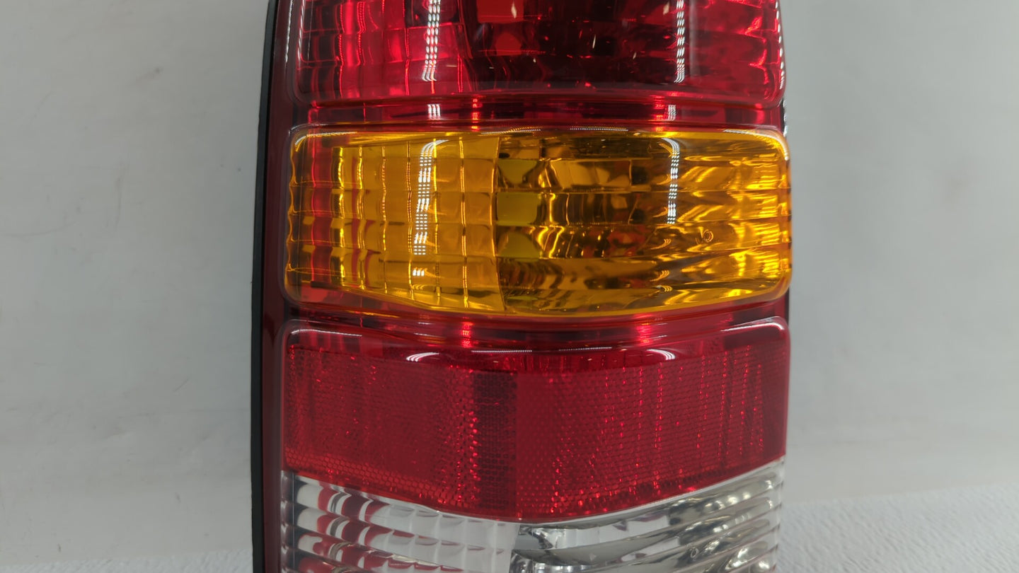 2001-2007 Ford Escape Tail Light Assembly Driver Left OEM P/N:ABH8F270510 4L84-13B505-D Fits OEM Used Auto Parts - Oemusedau