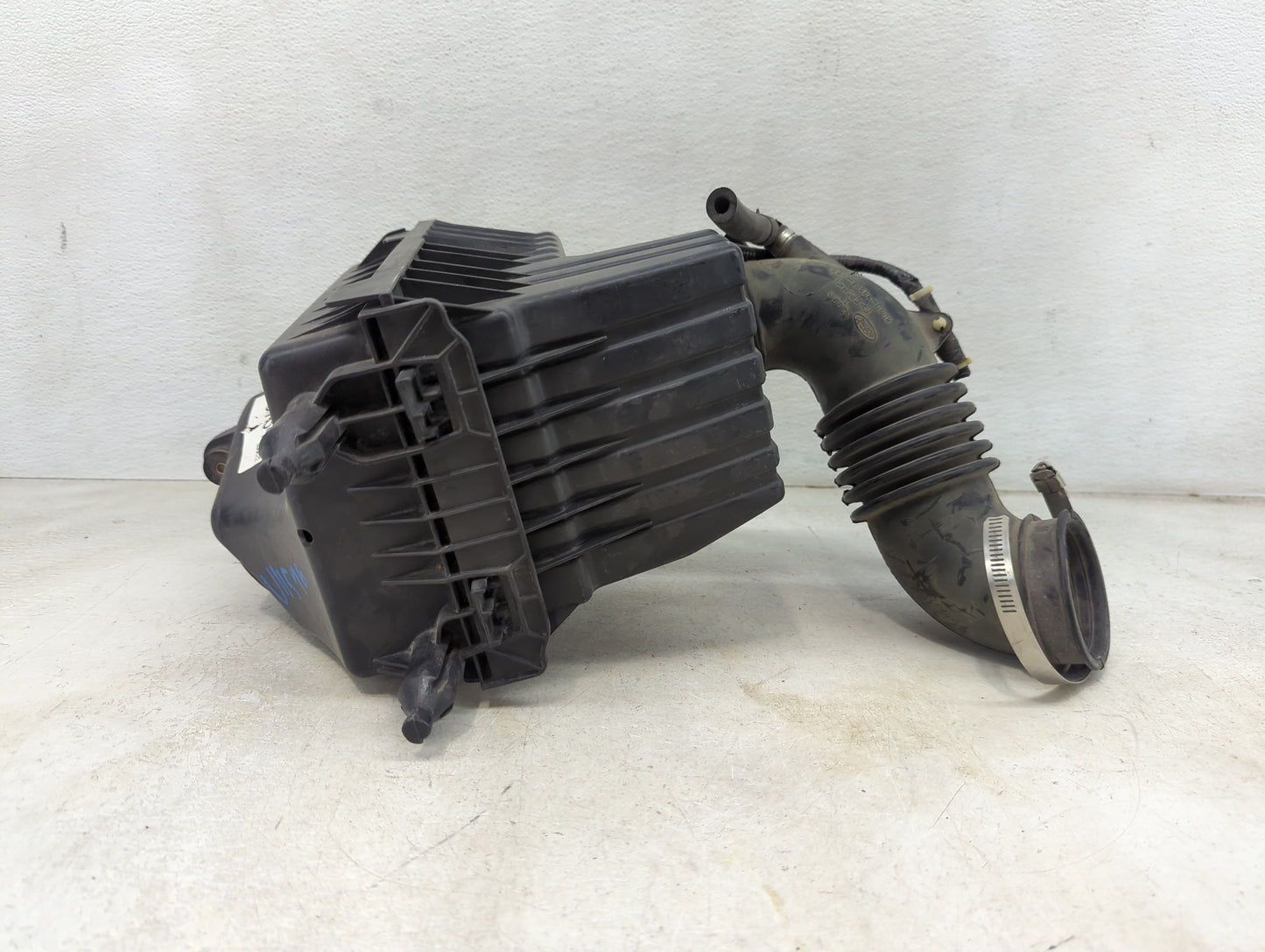 2005-2008 Ford Escape Air Cleaner Intake-duct Hose Tube - Oemusedautoparts1.com