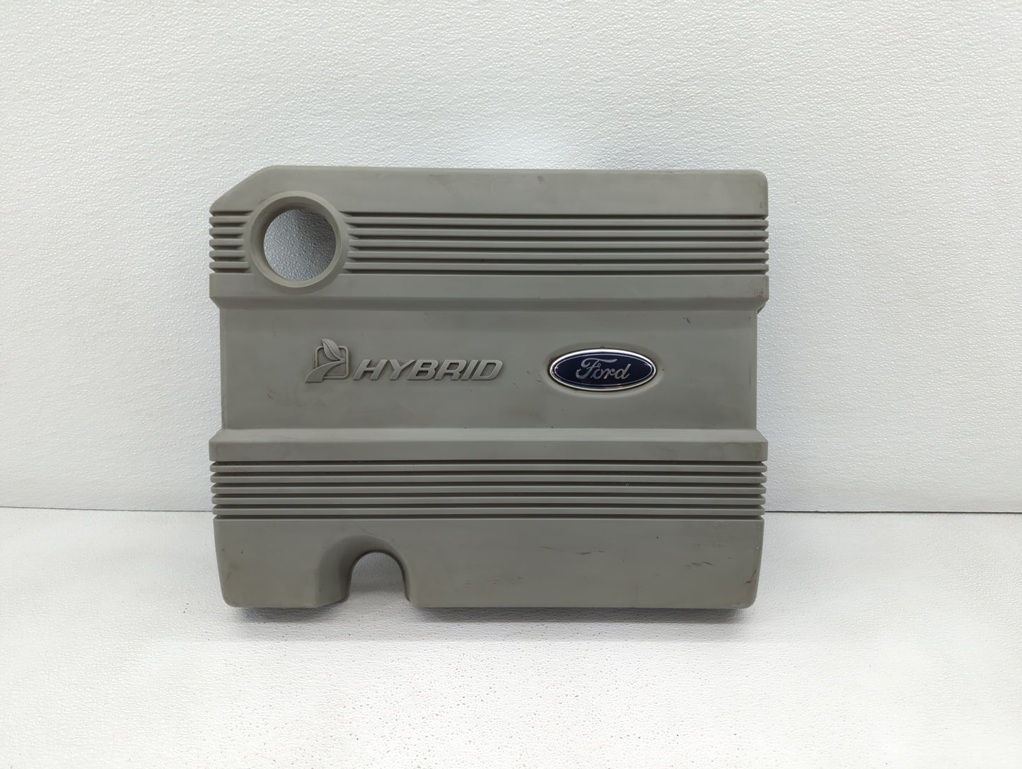 2006 Ford Escape Engine Cover - Oemusedautoparts1.com