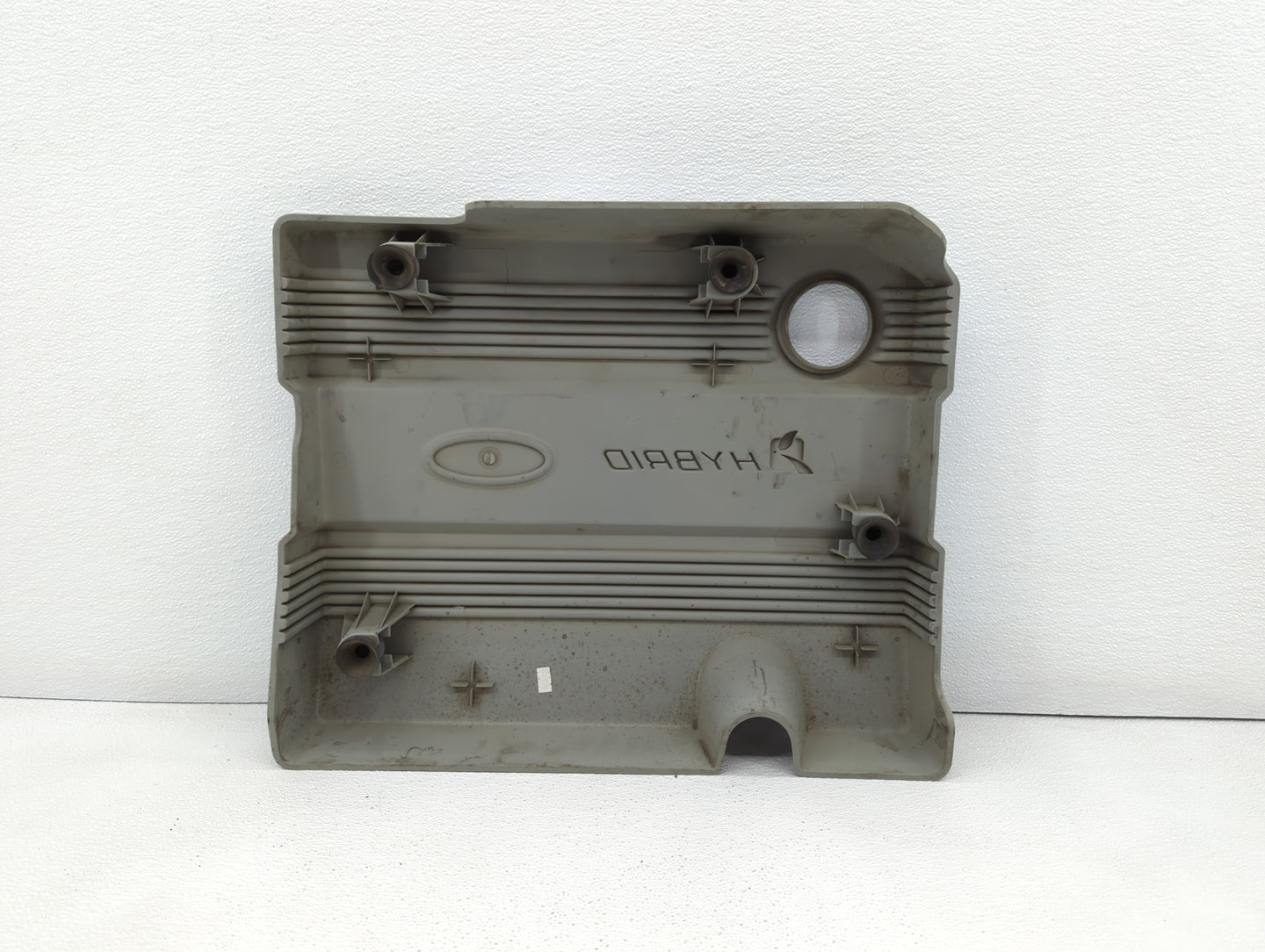 2006 Ford Escape Engine Cover - Oemusedautoparts1.com