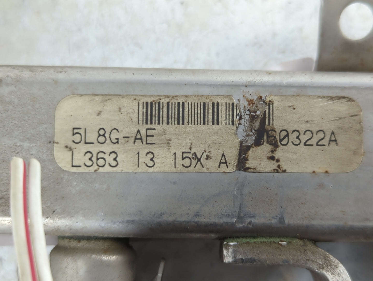 2006 Ford Escape Fuel Injectors P/N:L363 13 15X A 5L8G-AE Fits OEM Used Auto Parts - Oemusedautoparts1.com