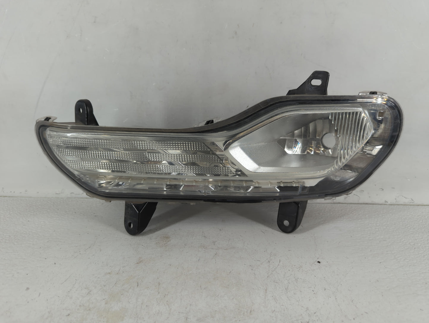 2005-2006 Ford Escape Driver Left Oem Fog Light Lamp - Oemusedautoparts1.com