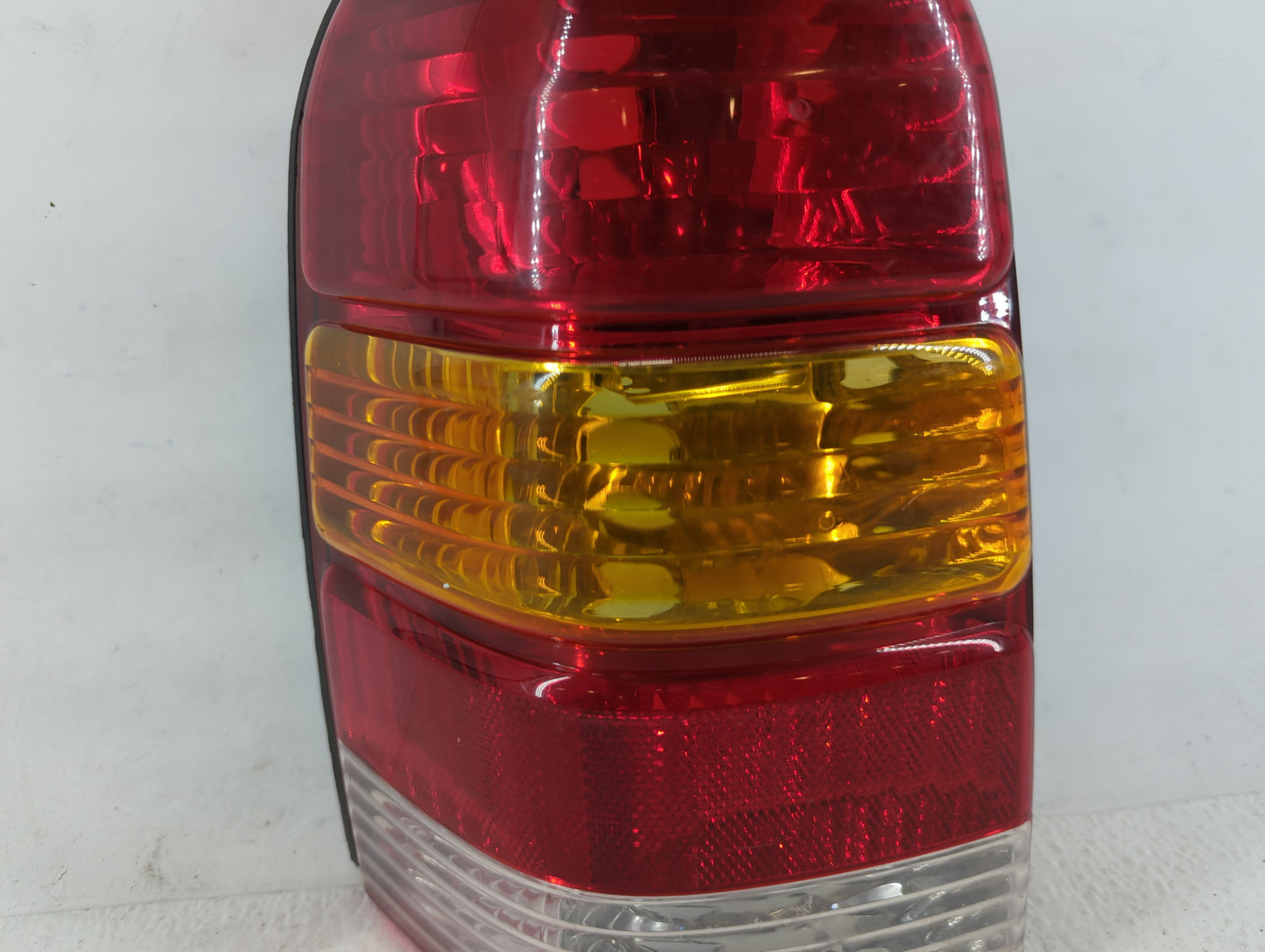 2001-2007 Ford Escape Tail Light Assembly Driver Left OEM Fits Fits 2001 2002 2003 2004 2005 2006 2007 OEM Used Auto Parts -