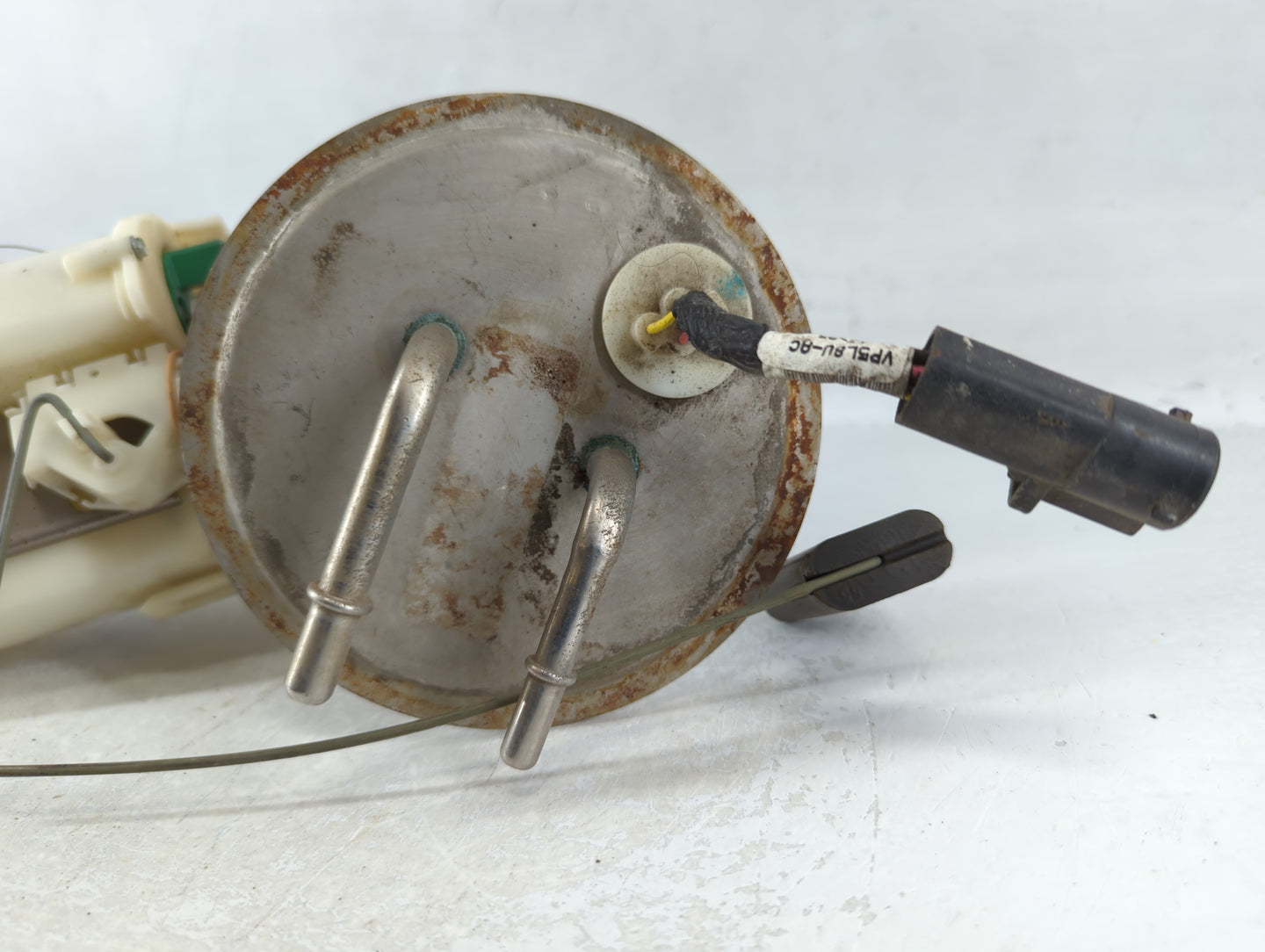 2006 Ford Escape Electrical Gas Fuel Pump Assembly - Oemusedautoparts1.com