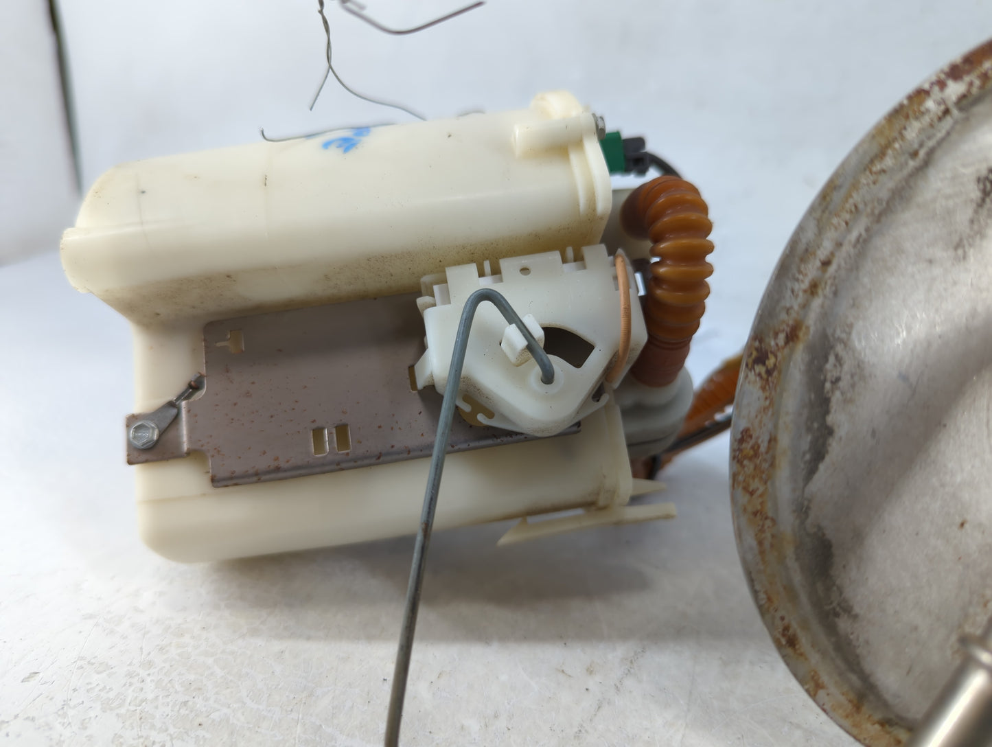 2006 Ford Escape Electrical Gas Fuel Pump Assembly - Oemusedautoparts1.com