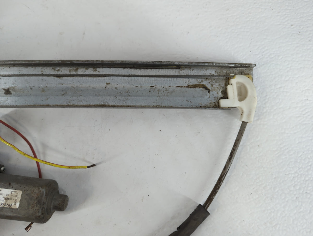 2001-2007 Ford Escape Used Window Regulator Passenger Front 775812 - Oemusedautoparts1.com