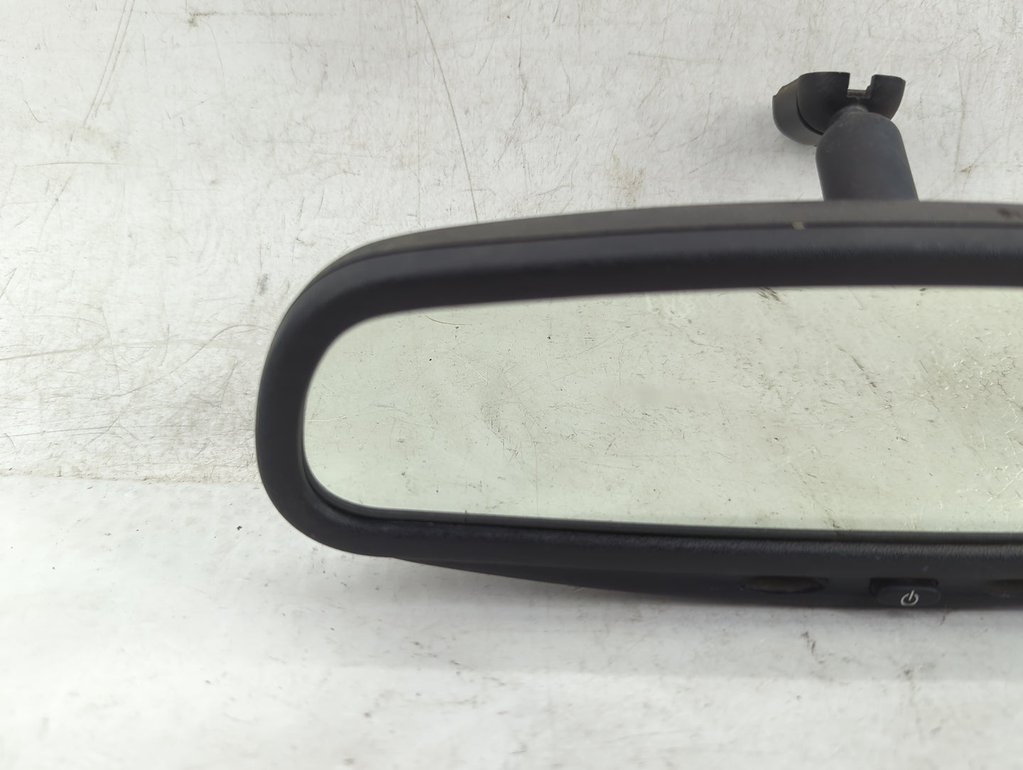 2006 Ford Excursion Interior Rear View Mirror Replacement OEM P/N:E11015318 Fits OEM Used Auto Parts - Oemusedautoparts1.com