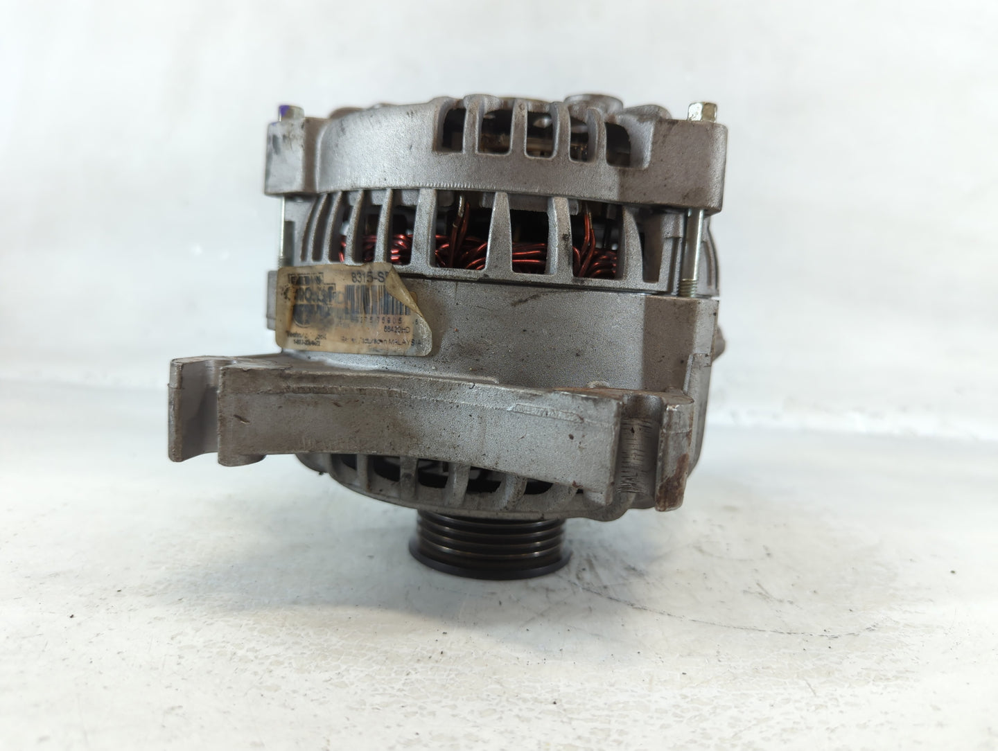 2006 Ford Expedition Alternator Replacement Generator Charging Assembly Engine OEM P/N:11811316 Fits OEM Used Auto Parts - O