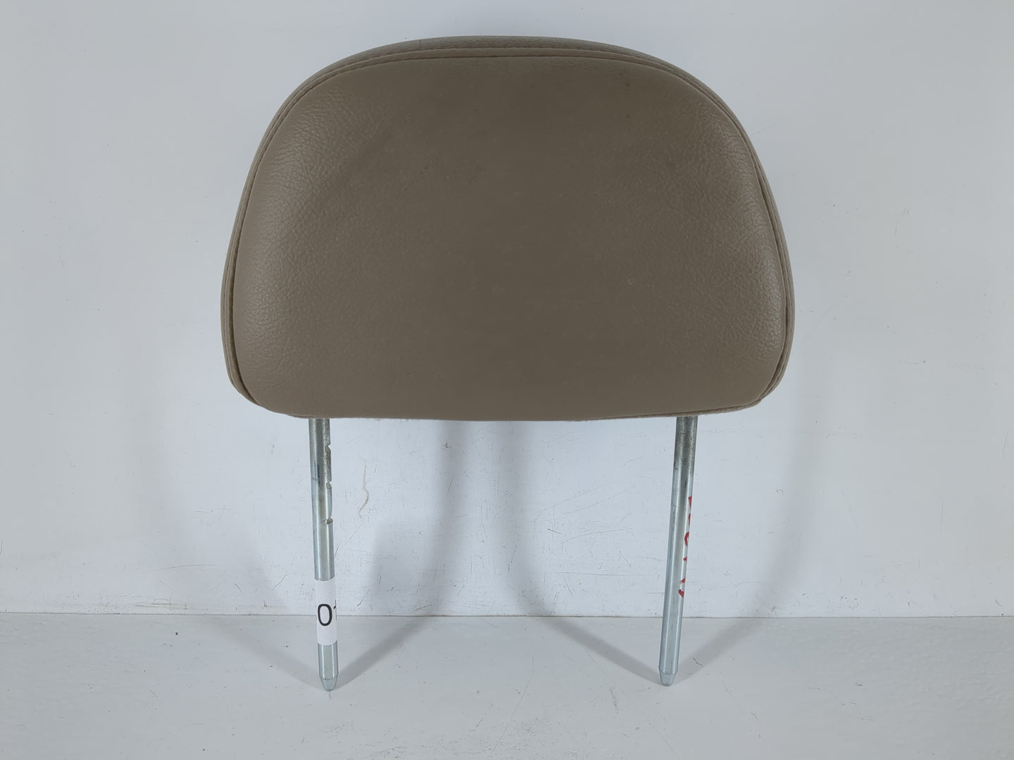 2006 Ford Expedition Headrest Head Rest Front Driver Passenger Seat Fits OEM Used Auto Parts - Oemusedautoparts1.com