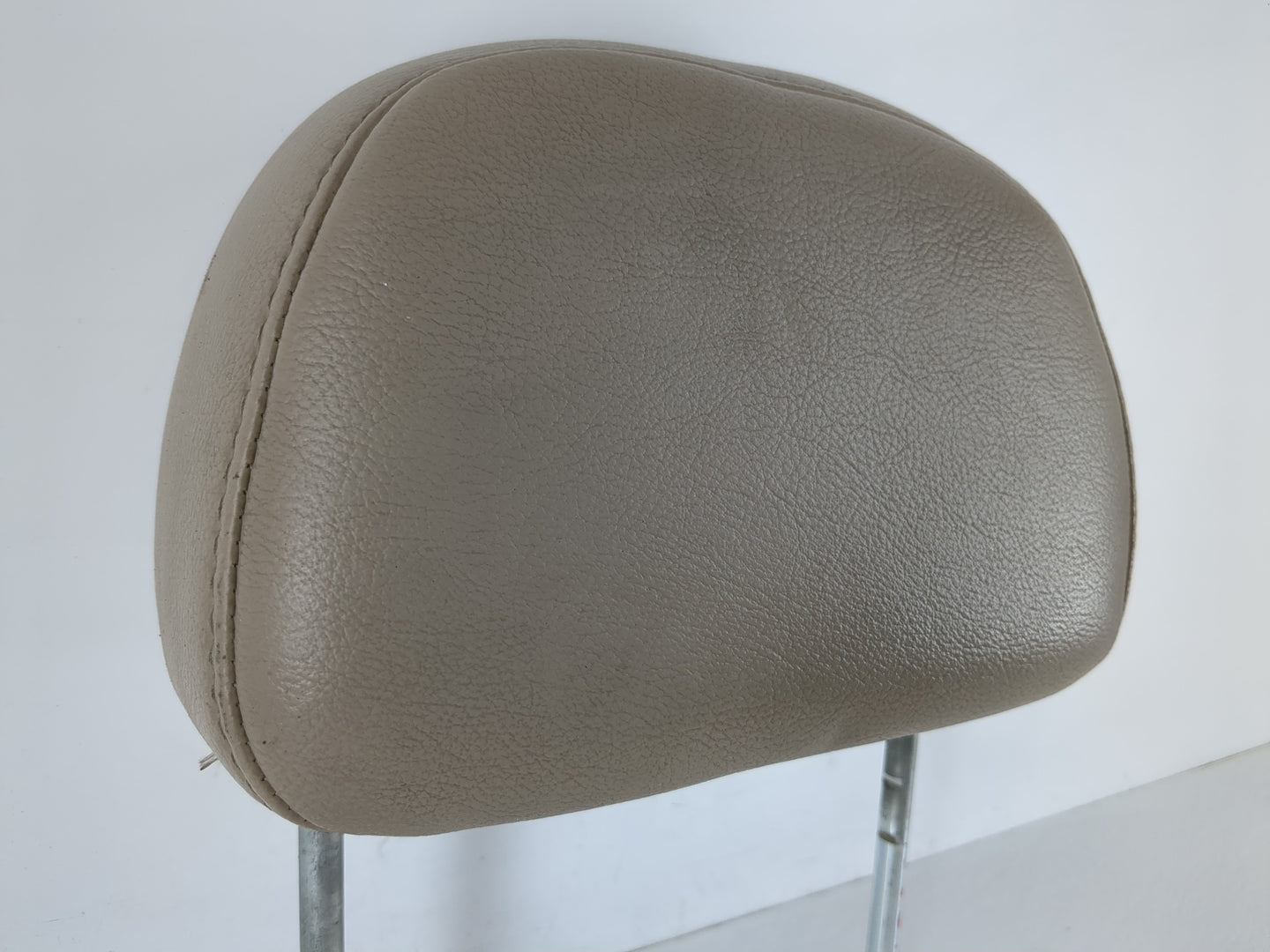 2006 Ford Expedition Headrest Head Rest Front Driver Passenger Seat Fits OEM Used Auto Parts - Oemusedautoparts1.com