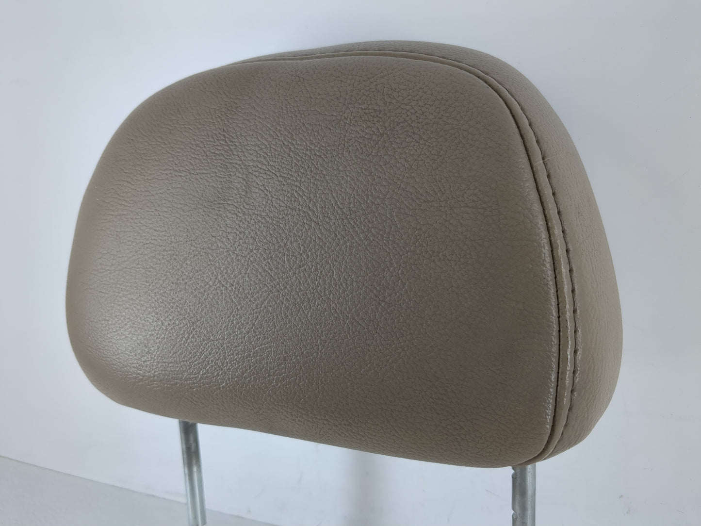 2006 Ford Expedition Headrest Head Rest Front Driver Passenger Seat Fits OEM Used Auto Parts - Oemusedautoparts1.com
