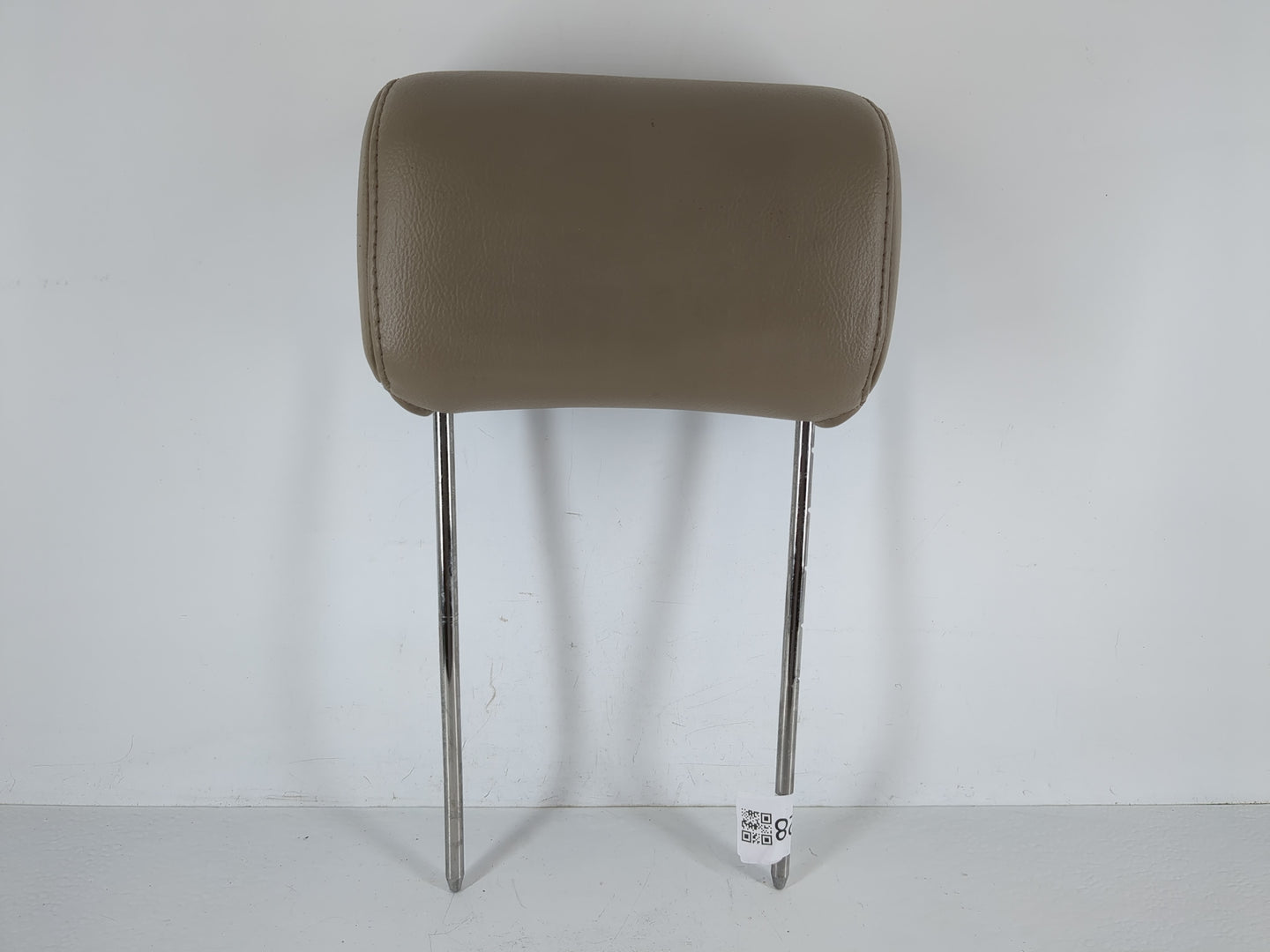 2006 Ford Expedition Headrest Head Rest Front Driver Passenger Seat Fits OEM Used Auto Parts - Oemusedautoparts1.com