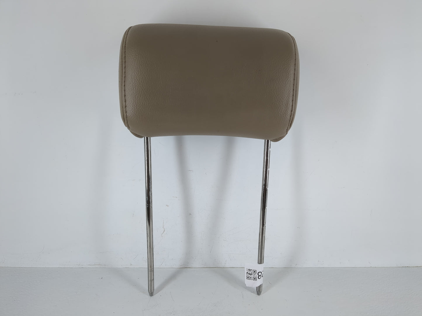 2006 Ford Expedition Headrest Head Rest Front Driver Passenger Seat Fits OEM Used Auto Parts - Oemusedautoparts1.com