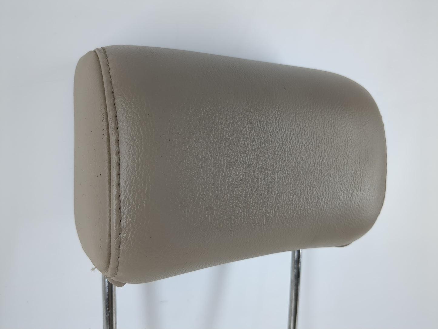 2006 Ford Expedition Headrest Head Rest Front Driver Passenger Seat Fits OEM Used Auto Parts - Oemusedautoparts1.com