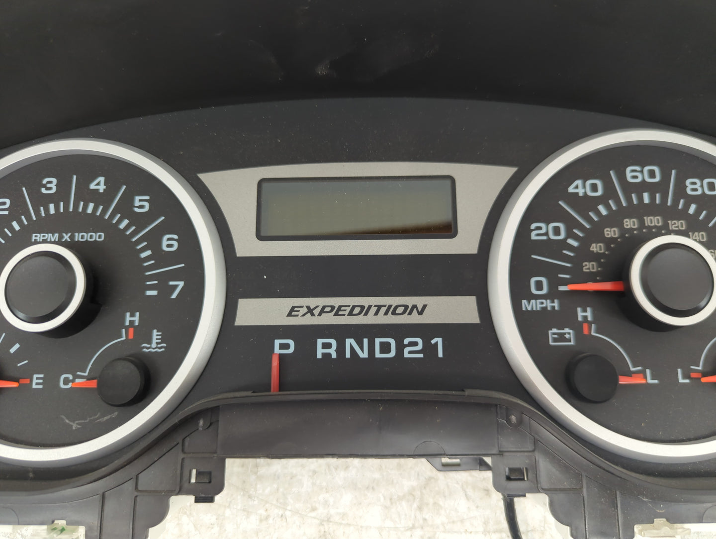 2006 Ford Expedition Instrument Cluster Speedometer Gauges P/N:6L1T-10849-DD TN157530-2392 Fits OEM Used Auto Parts - Oemuse