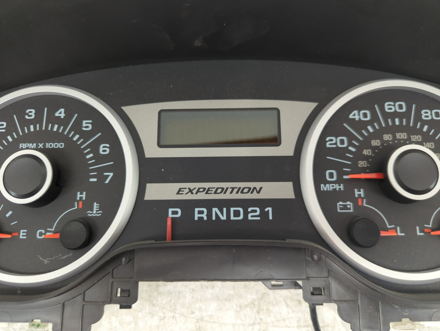 2006 Ford Expedition Instrument Cluster Speedometer Gauges P/N:6L1T-10849-DD TN157530-2392 Fits OEM Used Auto Parts - Oemuse