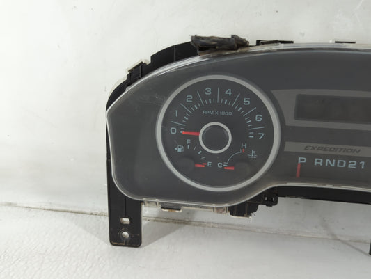 2006 Ford Expedition Instrument Cluster Speedometer Gauges P/N:TN157530-2392 Fits OEM Used Auto Parts