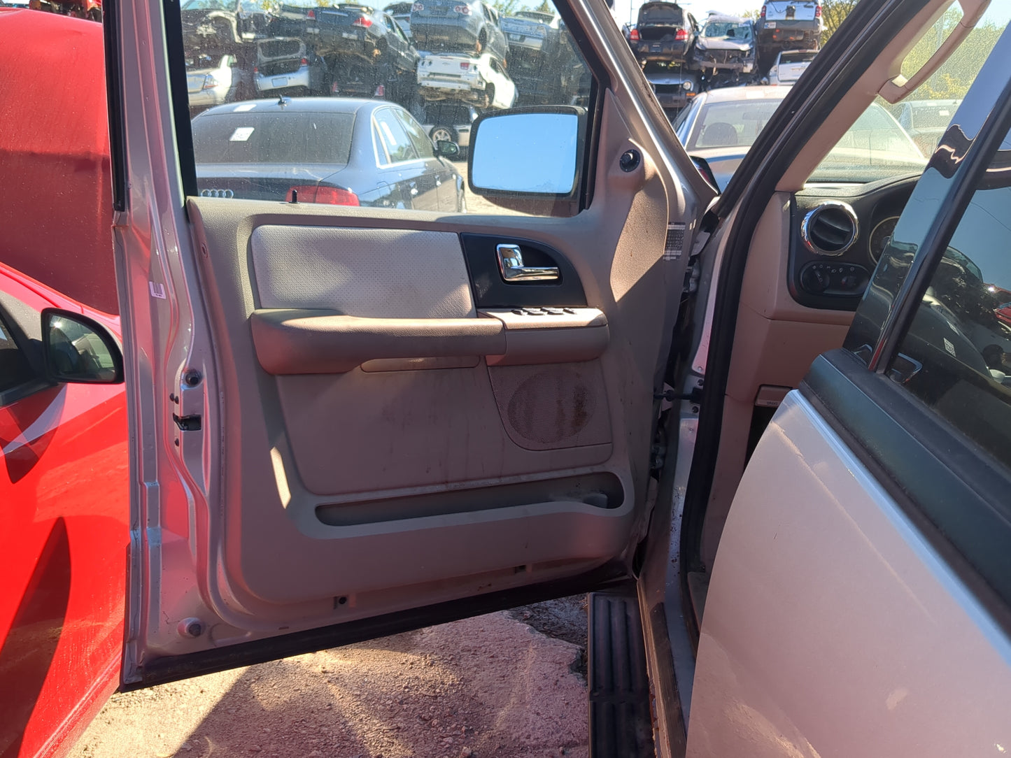 2006 Ford Expedition Front Left Driver Interior Door Panel Trim - Oemusedautoparts1.com