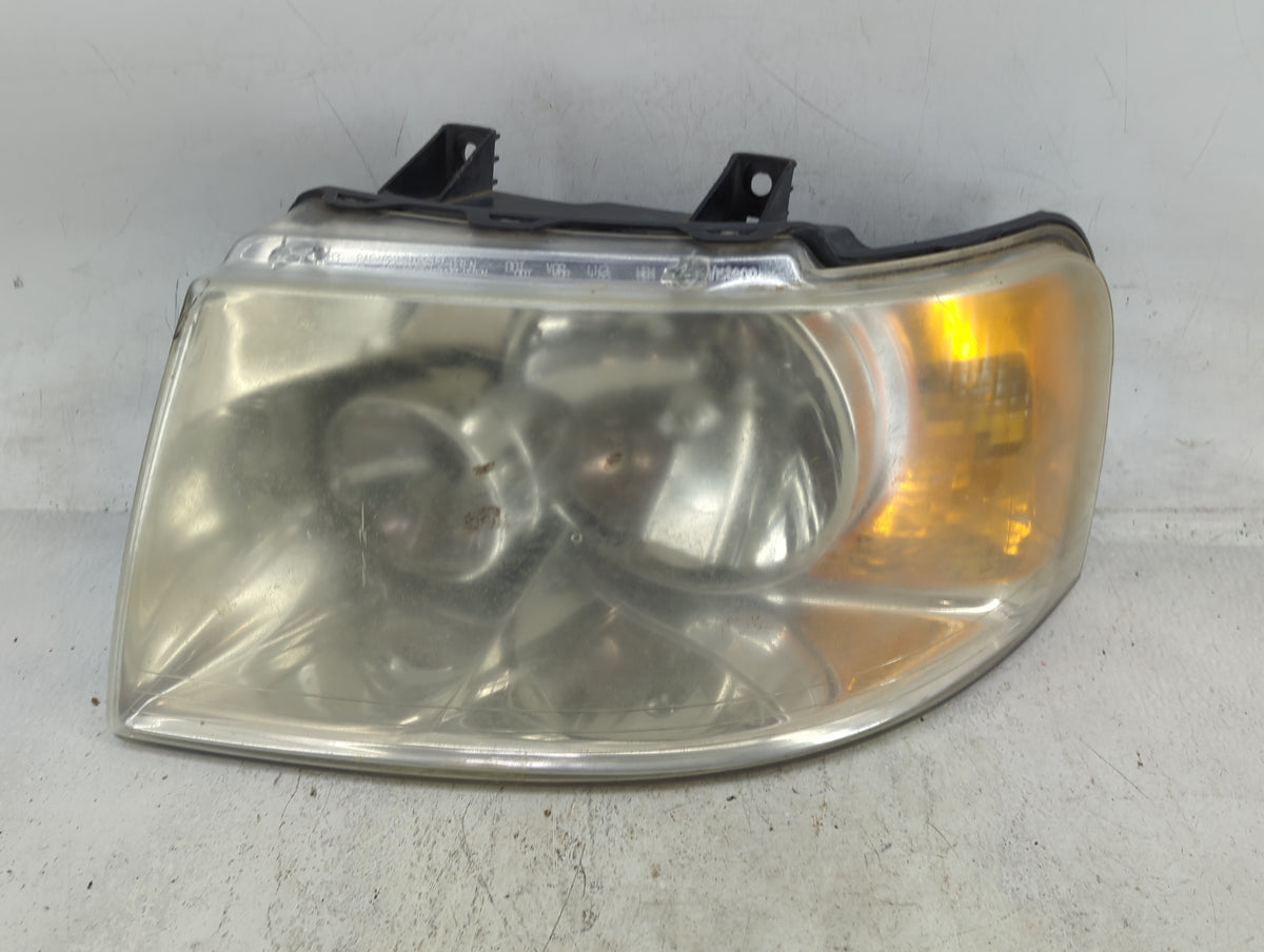 2006 Ford Expedition Driver Left Oem Head Light Headlight Lamp 1180940 - Oemusedautoparts1.com