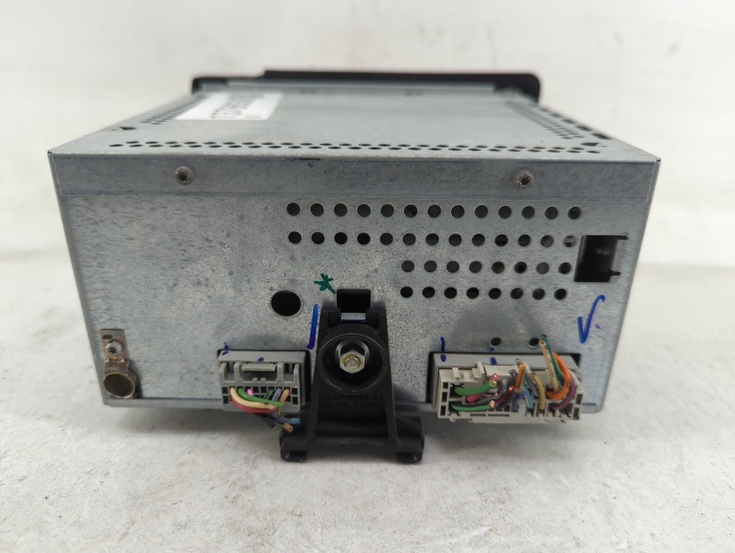 2006 Ford Expedition Radio AM FM Cd Player Receiver Replacement P/N:5L1T-18C815-AC Fits OEM Used Auto Parts - Oemusedautopar