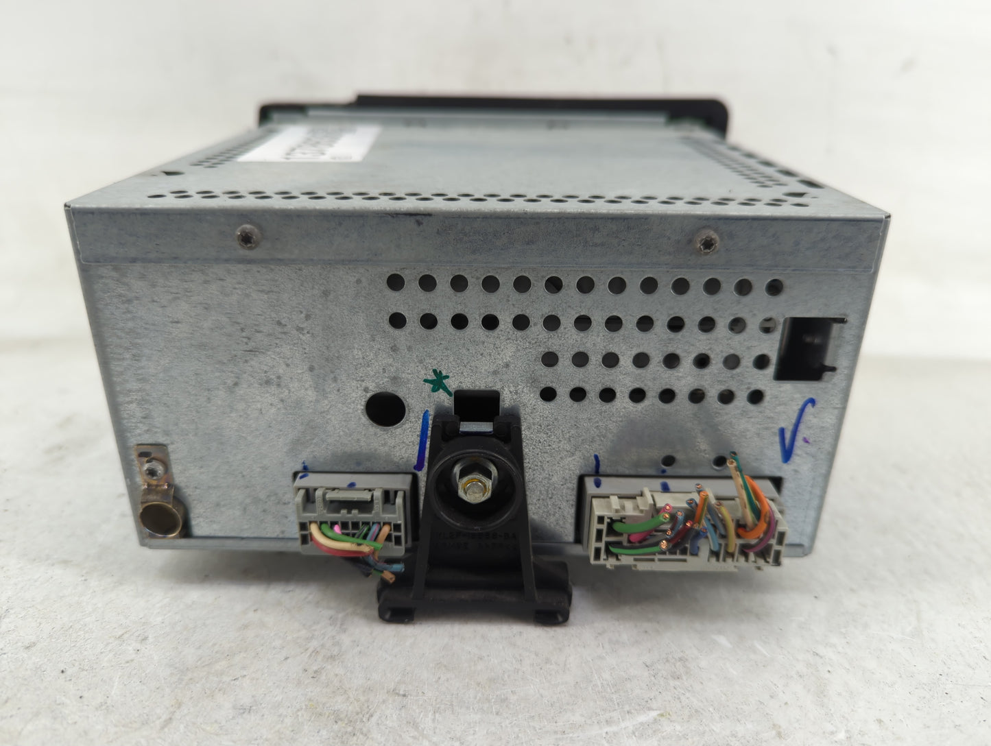 2006 Ford Expedition Radio AM FM Cd Player Receiver Replacement P/N:5L1T-18C815-AC Fits OEM Used Auto Parts - Oemusedautopar