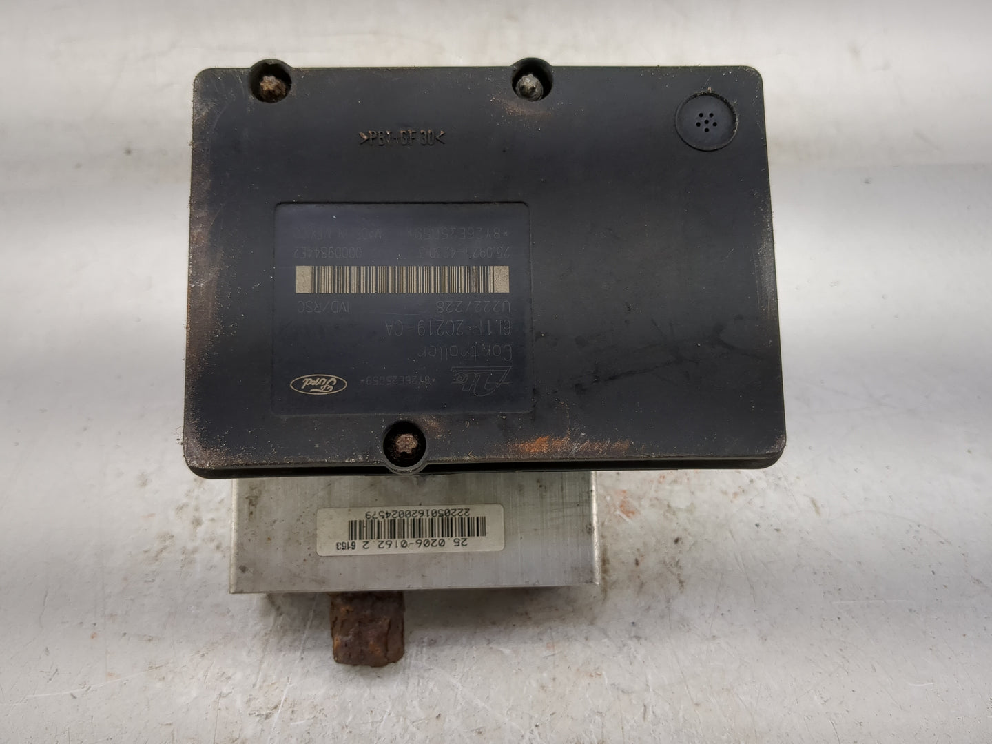 2006 Ford Expedition ABS Pump Control Module Replacement P/N:6L1T-2C219-CA Fits OEM Used Auto Parts - Oemusedautoparts1.com