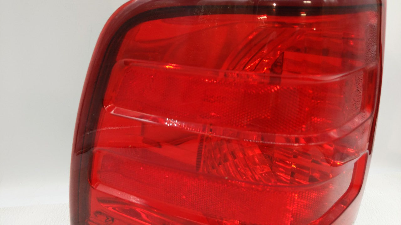 2003-2006 Ford Expedition Tail Light Assembly Driver Left OEM P/N:44ZH-1577B Fits Fits 2003 2004 2005 2006 OEM Used Auto Par