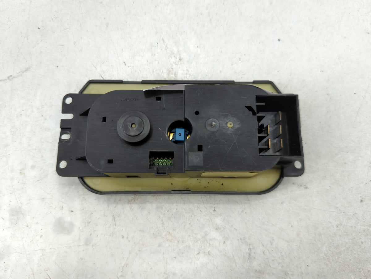 2005-2006 Ford Expedition Climate Control Module Temperature AC/Heater Replacement P/N:4L65-0F33 Fits Fits 2005 2006 OEM Use