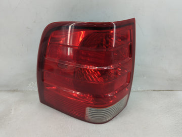 2006 Ford Expedition Tail Light Assembly Driver Left OEM P/N:2LIX-13B505-A 44ZH-1577A Fits OEM Used Auto Parts - Oemusedauto
