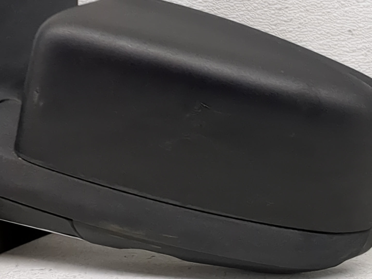 2006 Ford Expedition Driver Side View Mirror - Left Door Mirror OEM Used - Oemusedautoparts1.com