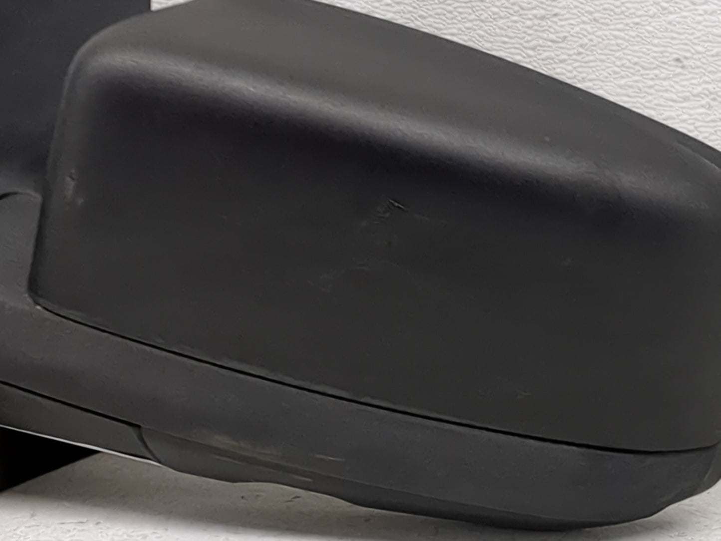 2006 Ford Expedition Driver Side View Mirror - Left Door Mirror OEM Used - Oemusedautoparts1.com