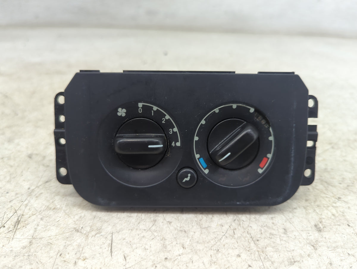 2003-2006 Ford Expedition Climate Control Module Temperature AC/Heater Replacement Fits Fits 2003 2004 2005 2006 OEM Used Au