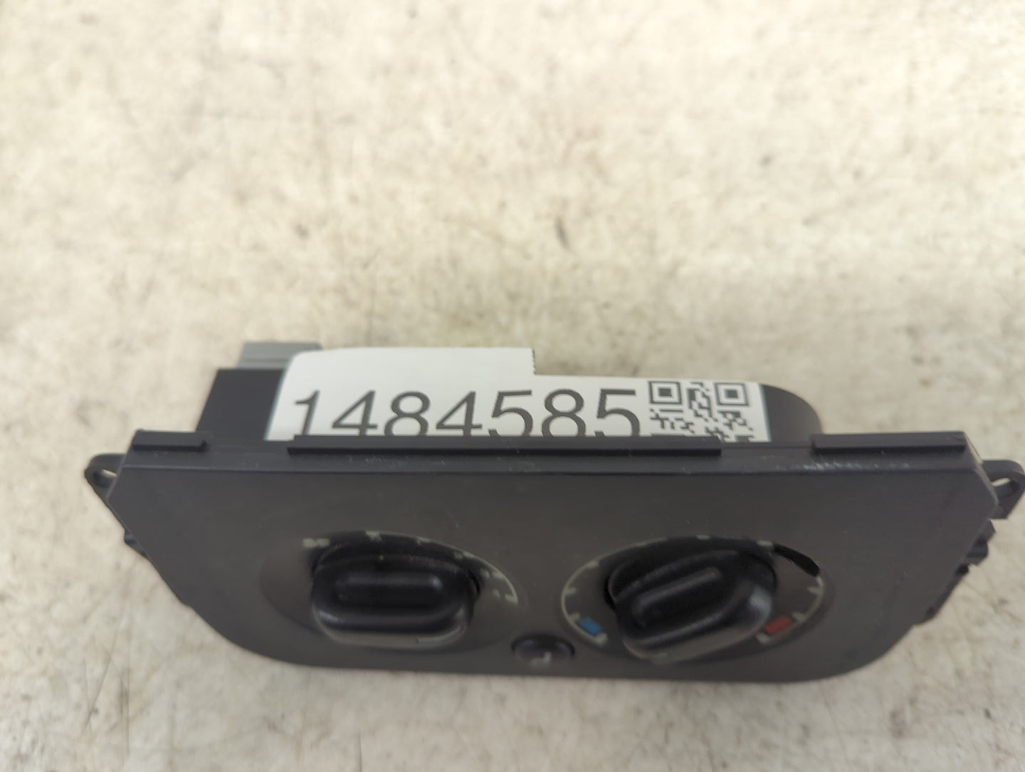 2006 Ford Expedition Climate Control Module Temperature AC/Heater Replacement Fits OEM Used Auto Parts - Oemusedautoparts1.c