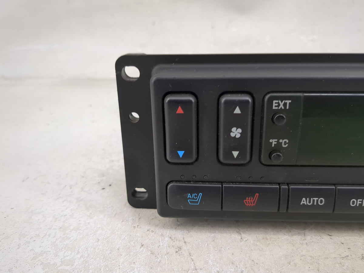 2006 Ford Expedition Climate Control Module Temperature AC/Heater Replacement P/N:6L14-18C612-BA Fits OEM Used Auto Parts - 