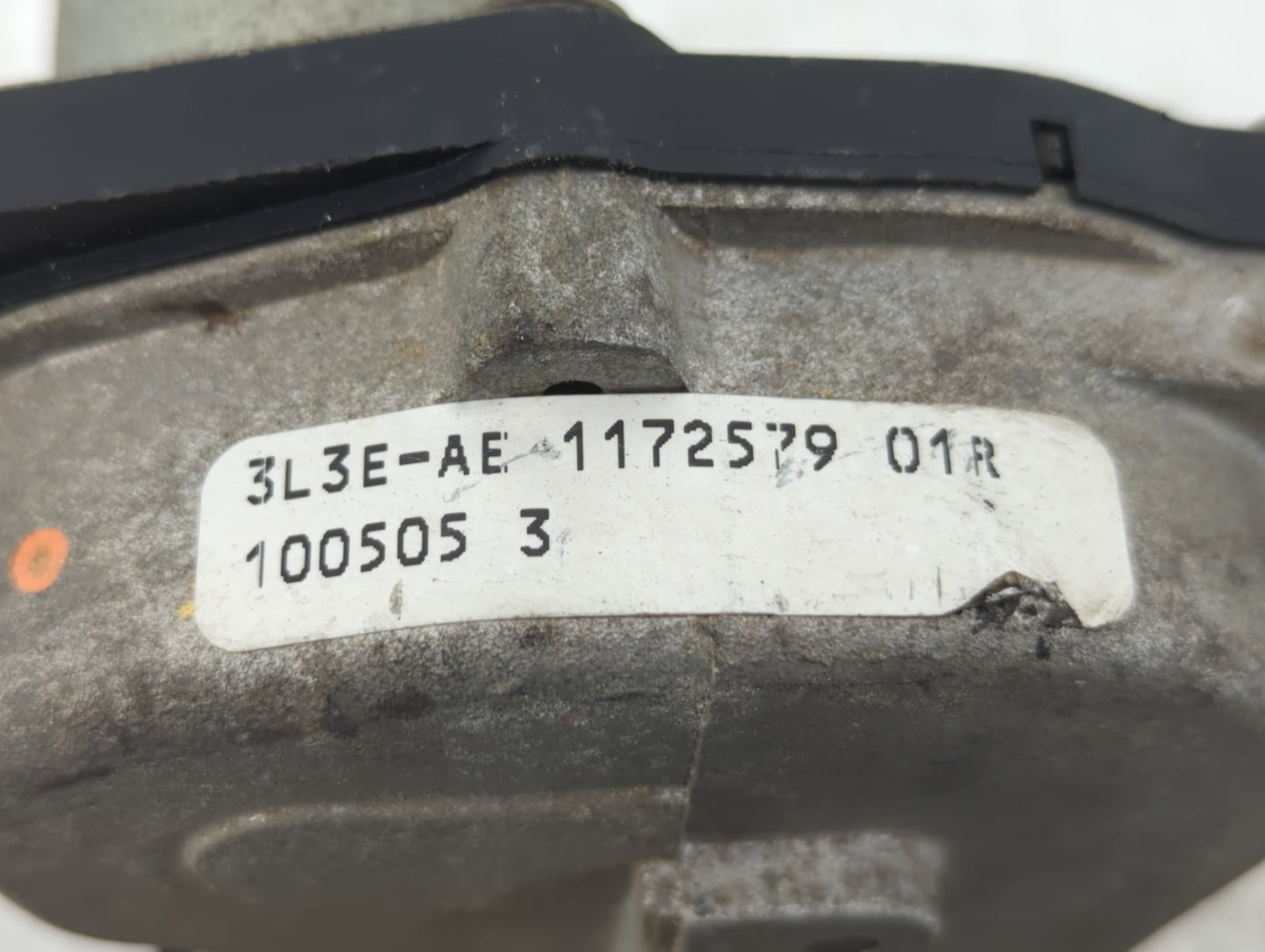 2006 Ford Expedition Throttle Body P/N:3L3E-AE Fits Fits 2004 2005 2007 2008 2009 2010 OEM Used Auto Parts - Oemusedautopart