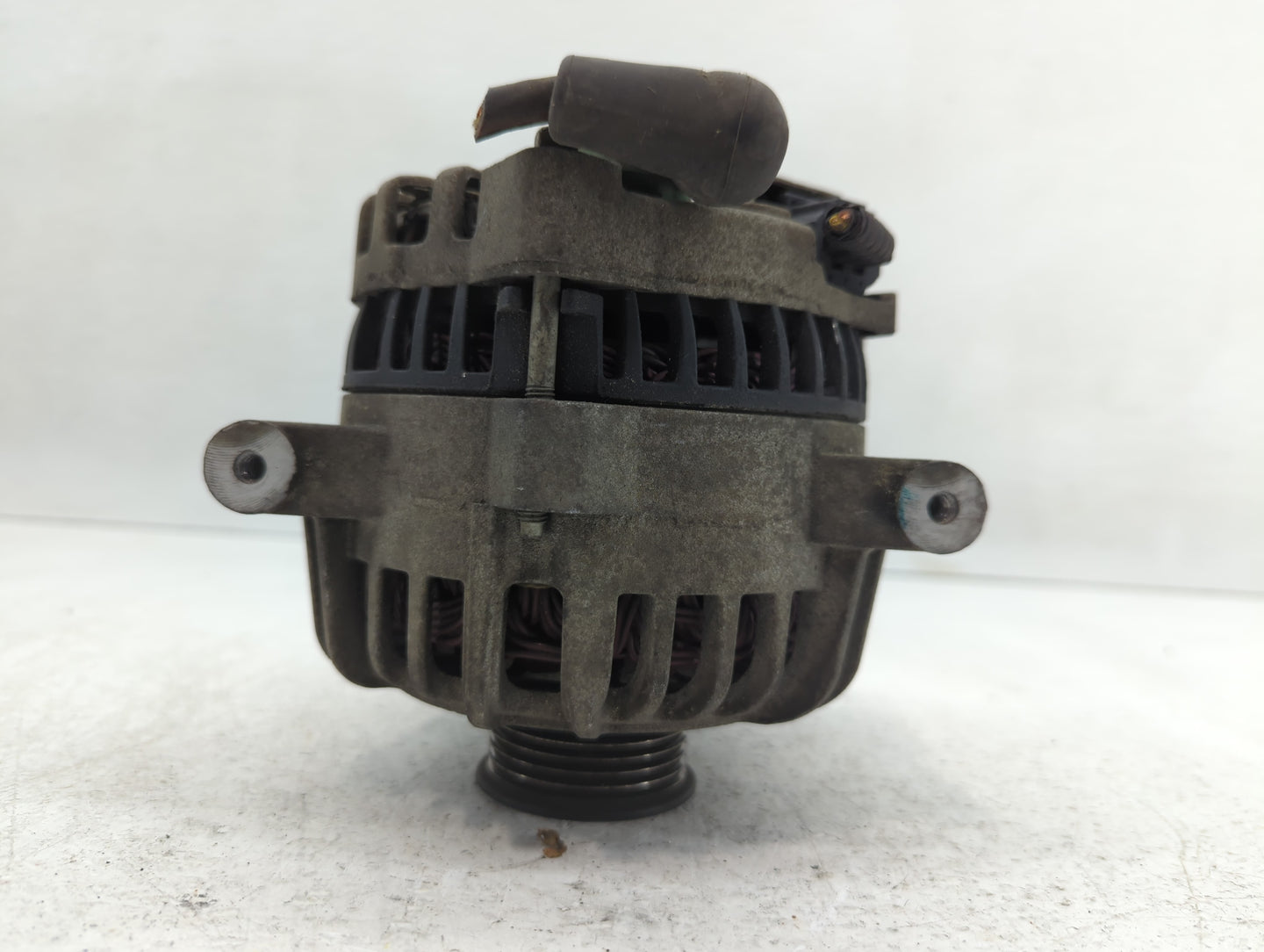 2006 Ford Expedition Alternator Replacement Generator Charging Assembly Engine OEM Fits OEM Used Auto Parts - Oemusedautopar
