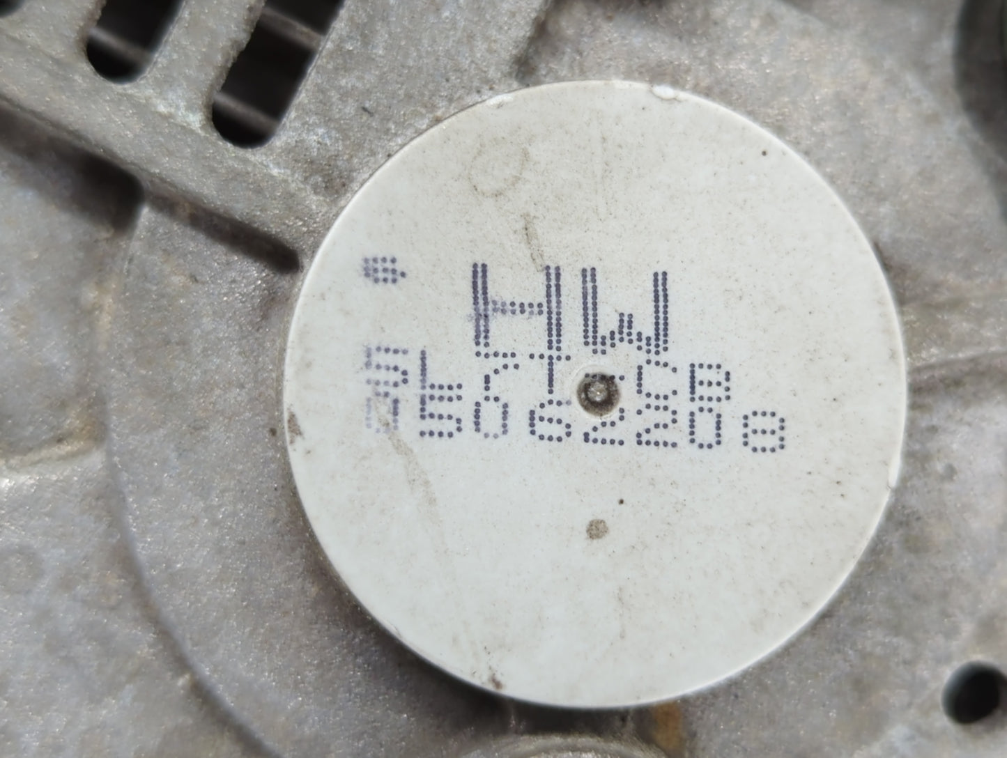 2006 Ford Expedition Alternator Replacement Generator Charging Assembly Engine OEM P/N:05062208 5L7T Fits OEM Used Auto Part
