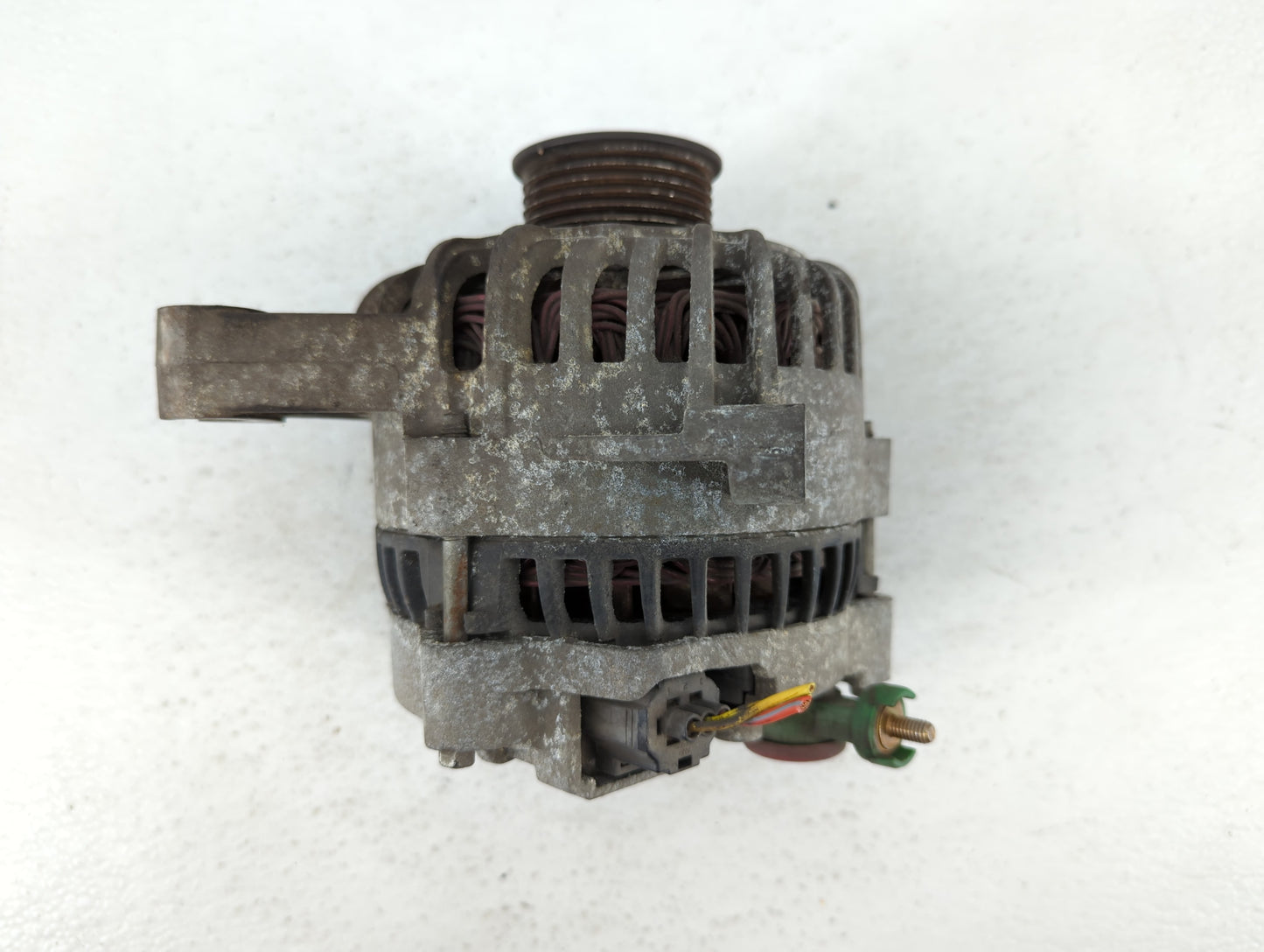 2006 Ford Expedition Alternator Replacement Generator Charging Assembly Engine OEM P/N:5L7T-CB Fits OEM Used Auto Parts - Oe