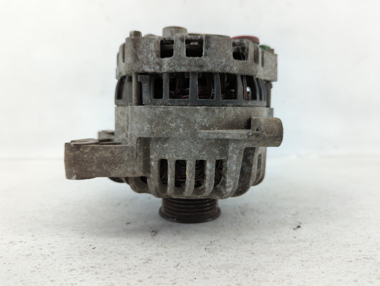2006 Ford Expedition Alternator Replacement Generator Charging Assembly Engine OEM P/N:5L7T-CB Fits OEM Used Auto Parts - Oe