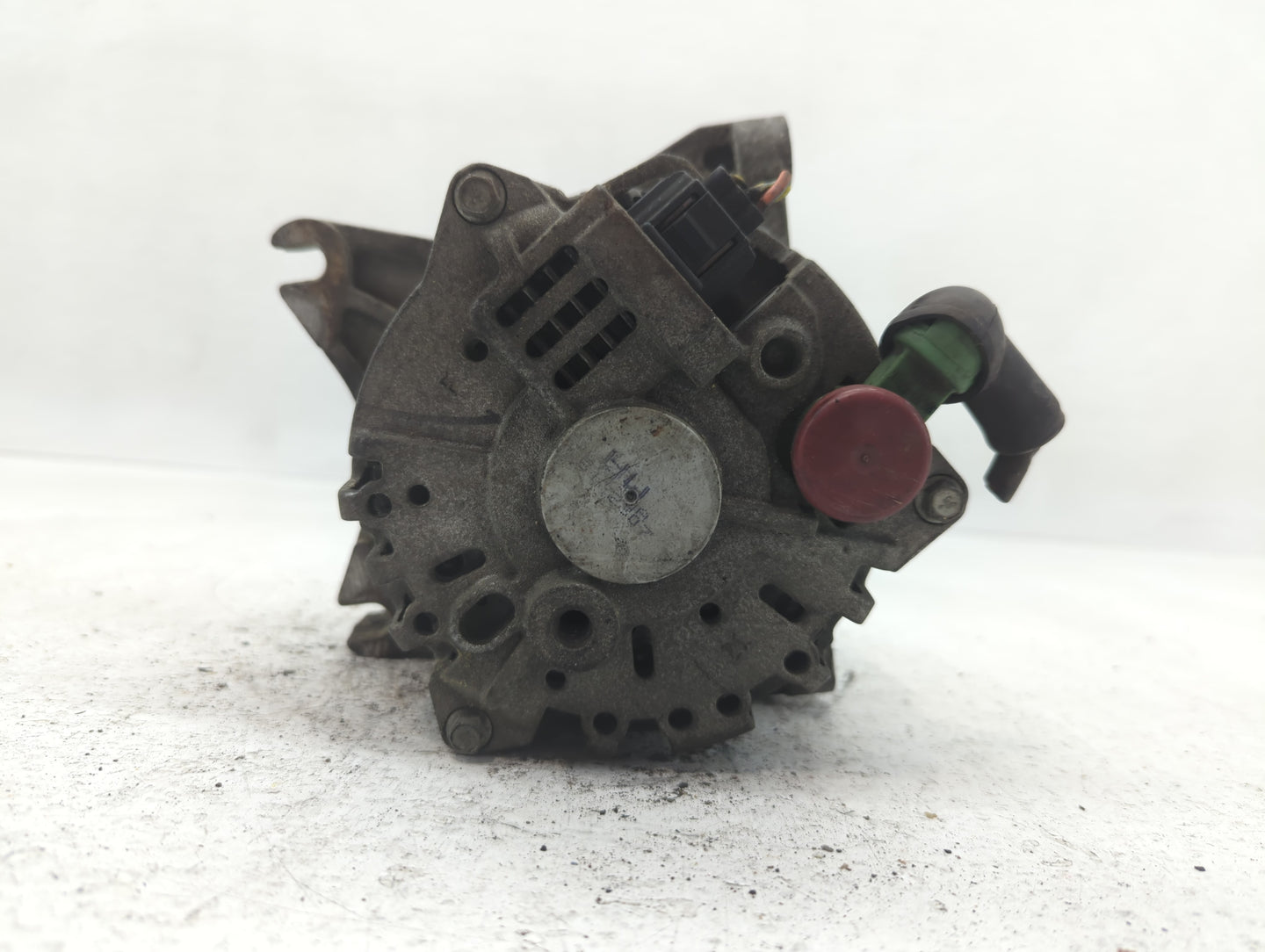2006 Ford Expedition Alternator Replacement Generator Charging Assembly Engine OEM Fits OEM Used Auto Parts - Oemusedautopar