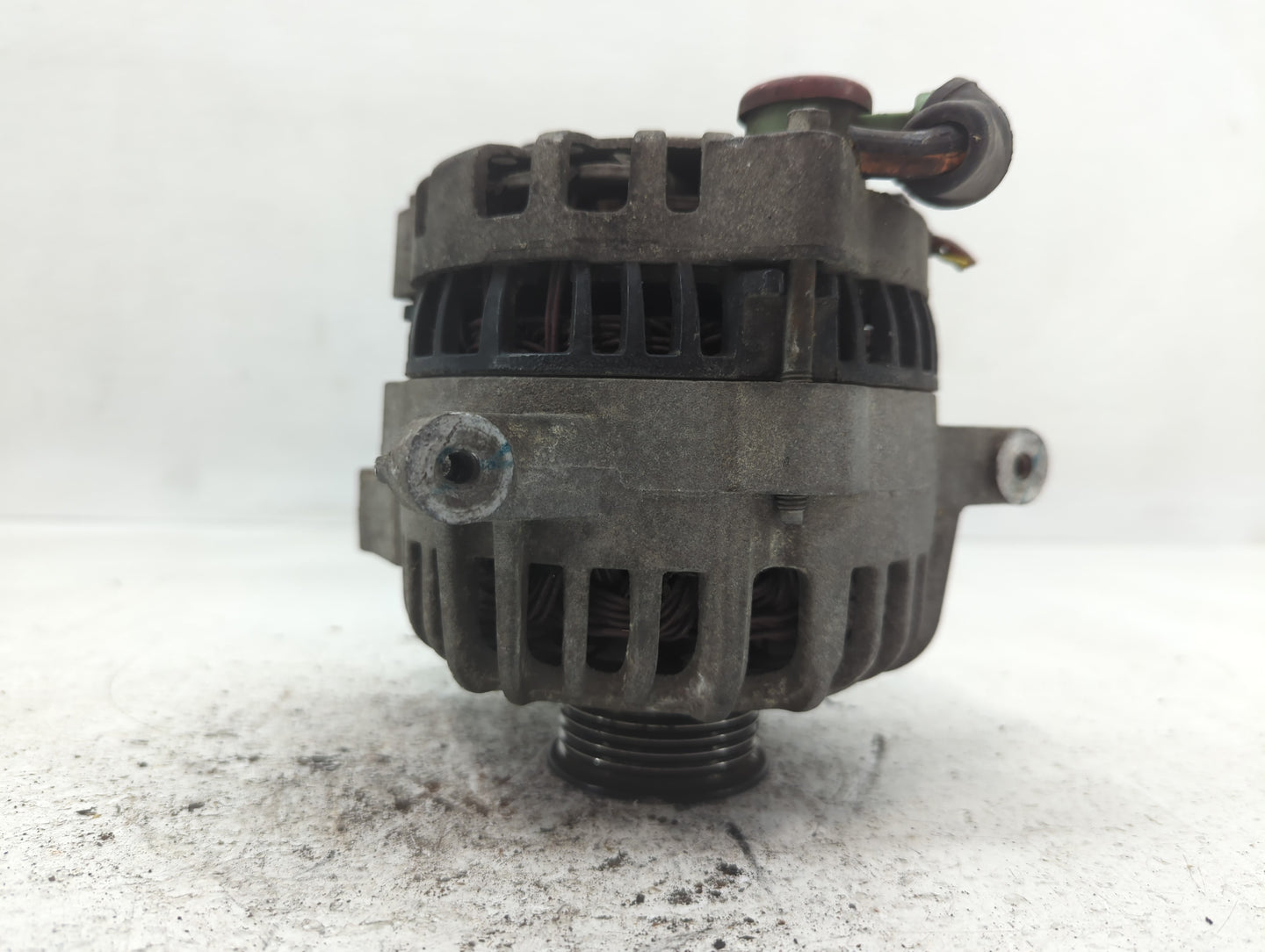 2006 Ford Expedition Alternator Replacement Generator Charging Assembly Engine OEM Fits OEM Used Auto Parts - Oemusedautopar